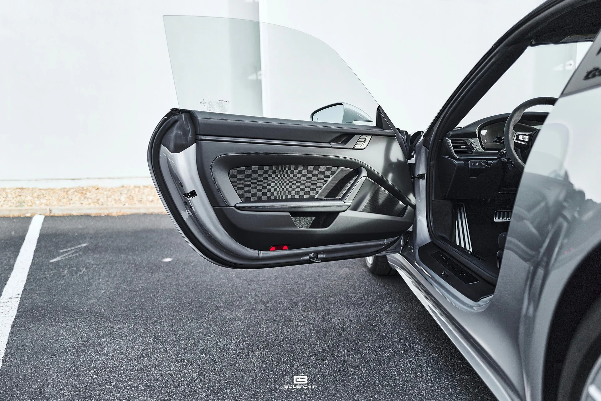 mph047_2876724502_69b180c7824bd42b7b89e588_L1190228_32866ec480