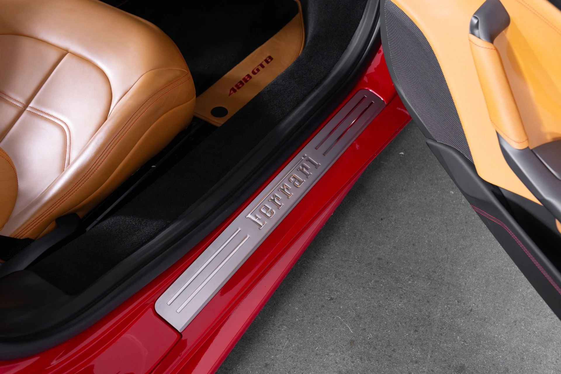 mph047_2902240462_Used_2017_Ferrari_488_GTB_1781727340_451c12bbad