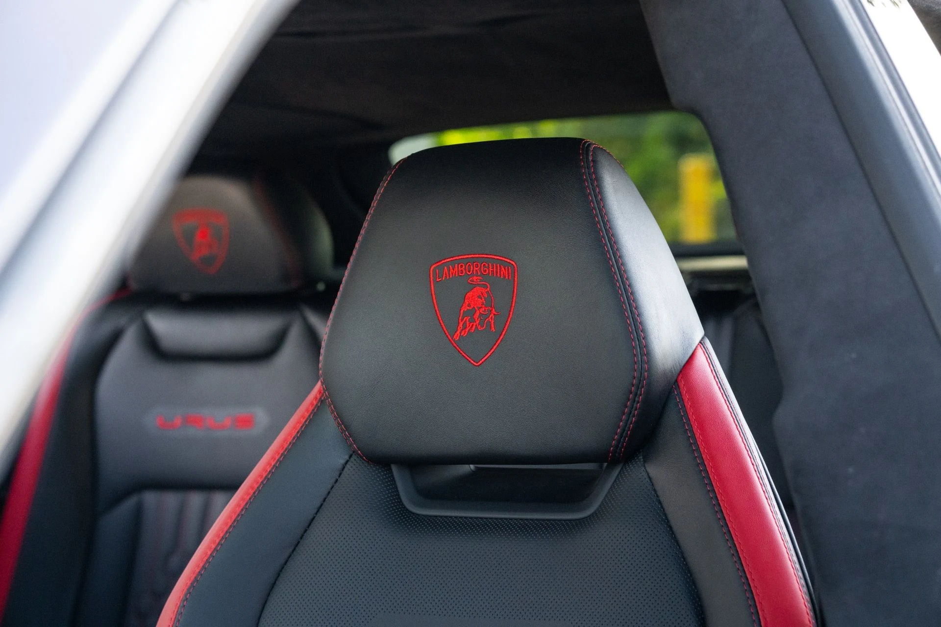 mph047_2915711257_Used_2024_Lamborghini_Urus_S_1781216022_4b236eae1f