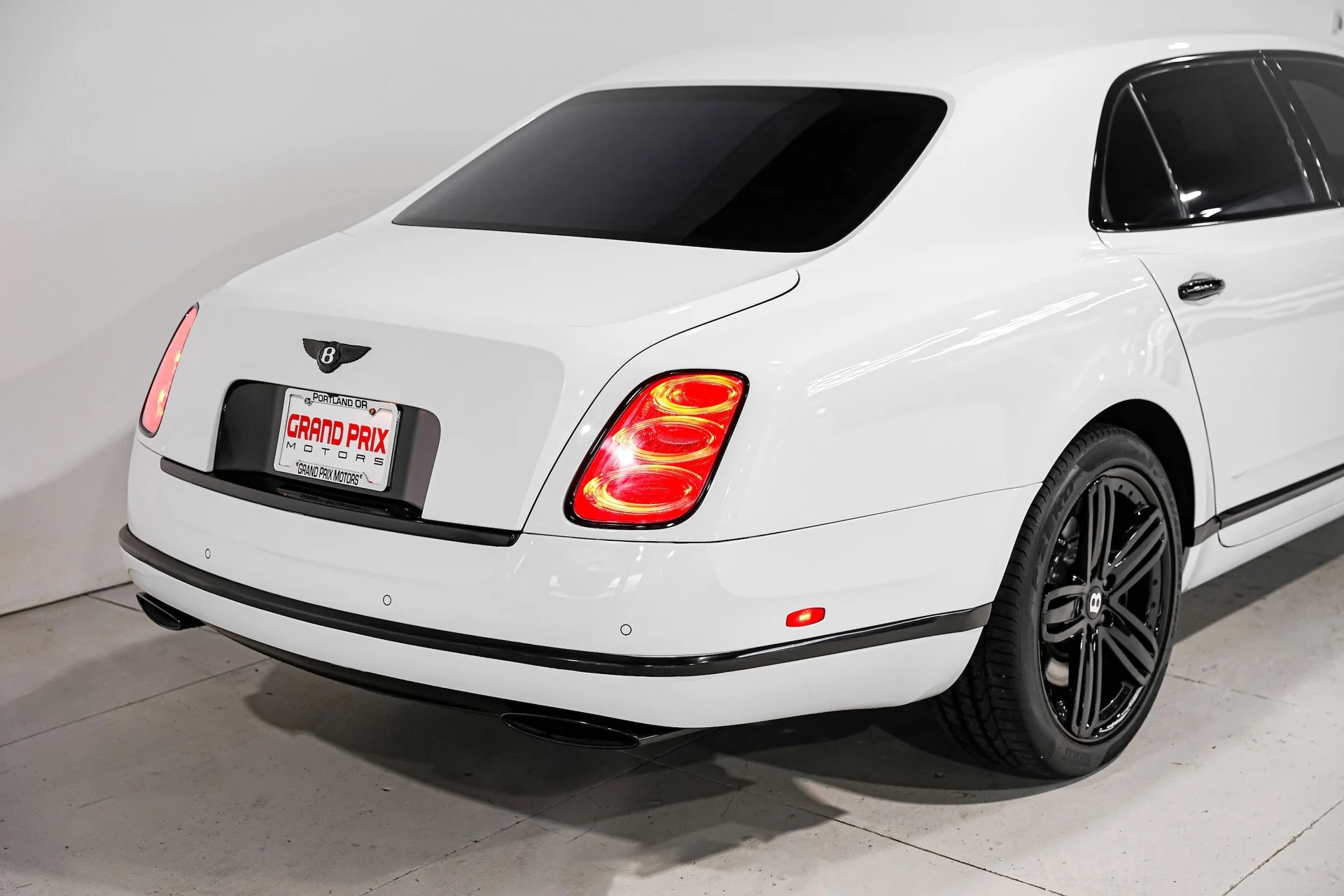 mph047_2921263497_4dd682f619c00e735f78b478555a1bfdx_79e3060443