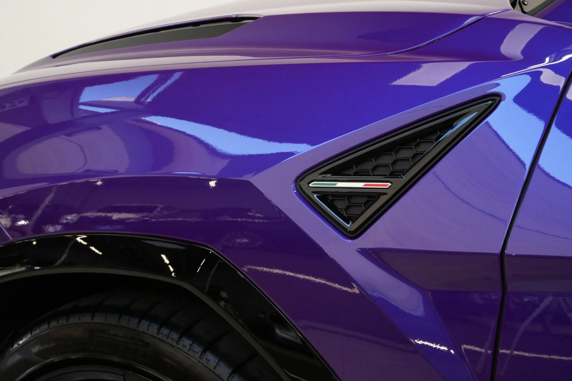 mph047_292330195_Used_2023_Lamborghini_Urus_S_HIGHLY_Optioned_Ad_Personam_Paint_94_K_in_Options_1773247246_9e167dd23f