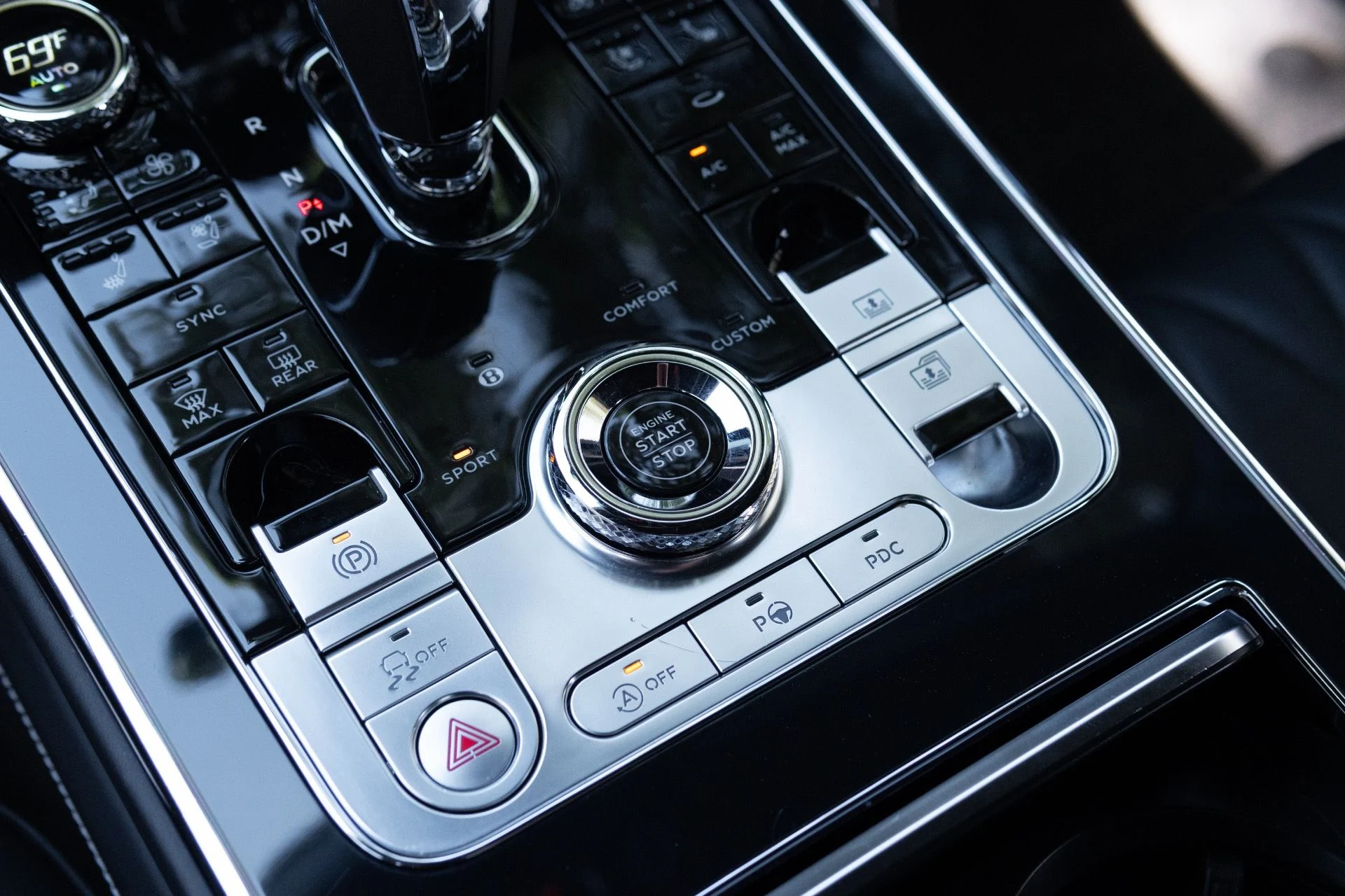 mph047_2929644854_Used_2020_Bentley_Flying_Spur_W12_1780979756_1b57d1371c