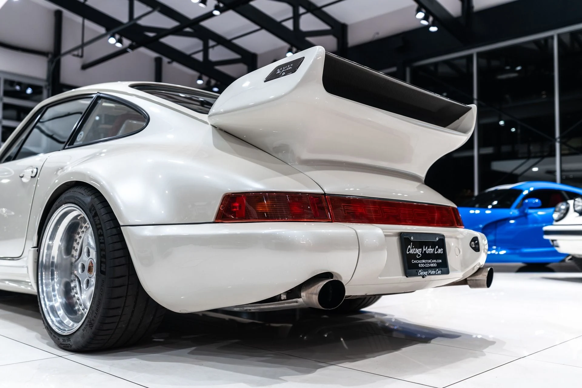 mph047_2933432584_12739_p48_l_631c3f3fc9