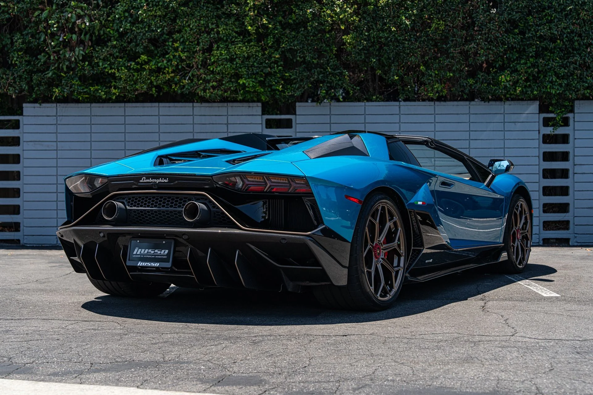 mph047_2935262506_Used_2022_Lamborghini_Aventador_LP_780_4_Ultimae_1755037008_be4c550057