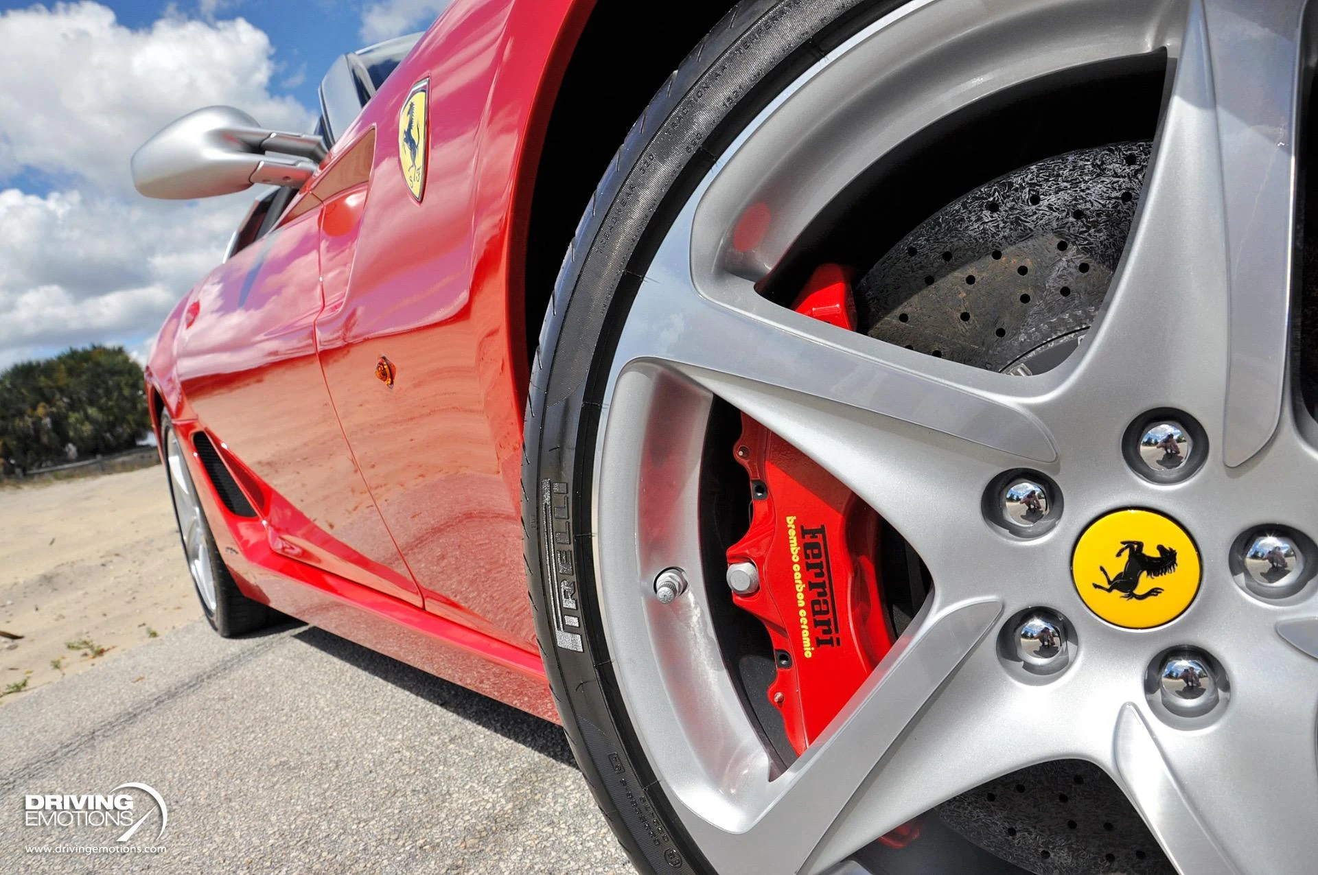 mph047_2942671016_438_p48_l_0fa1ca8218