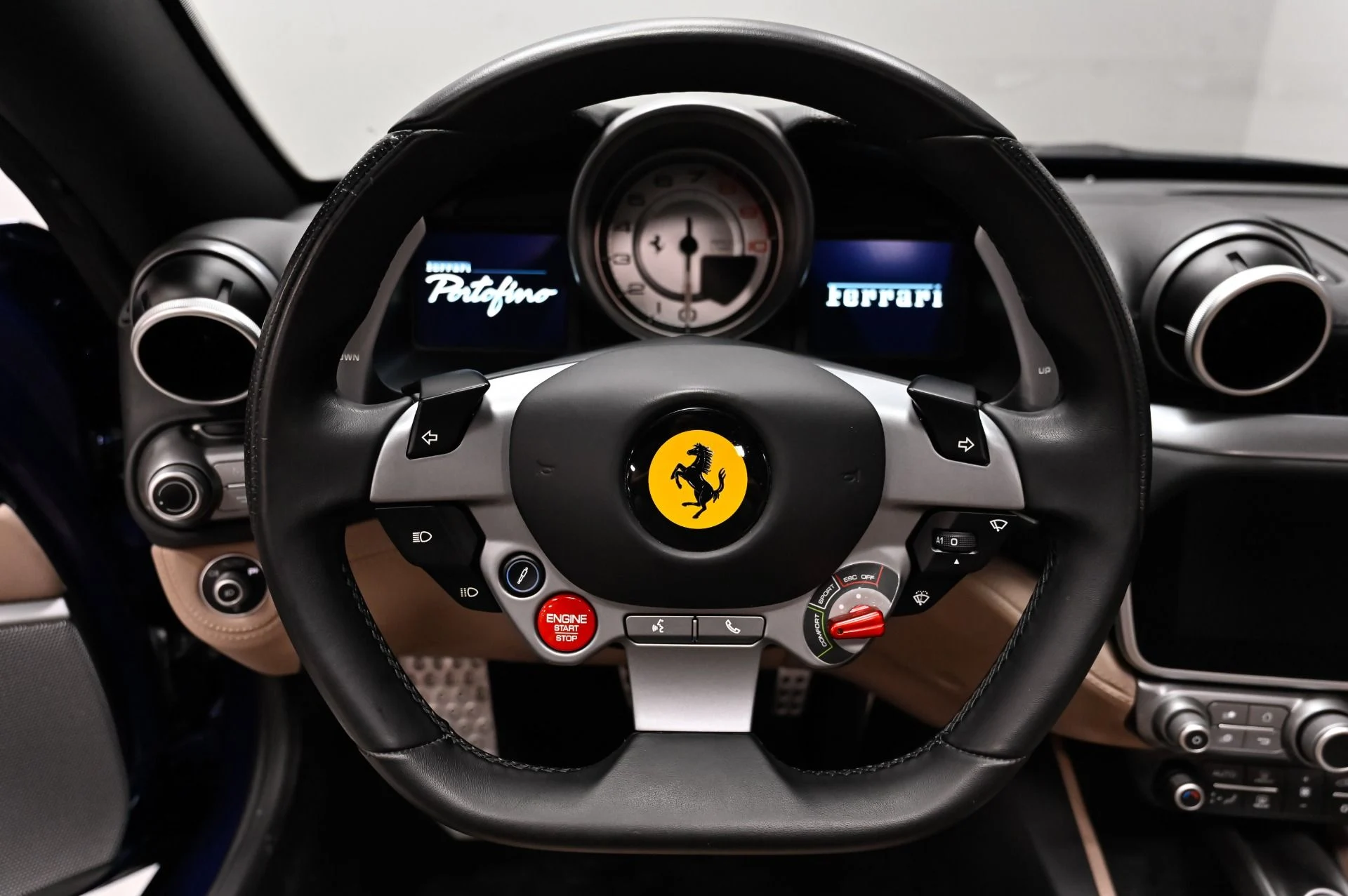 mph047_2957109839_Used_2019_Ferrari_Portofino_Base_1790278437_a0467c8bb0
