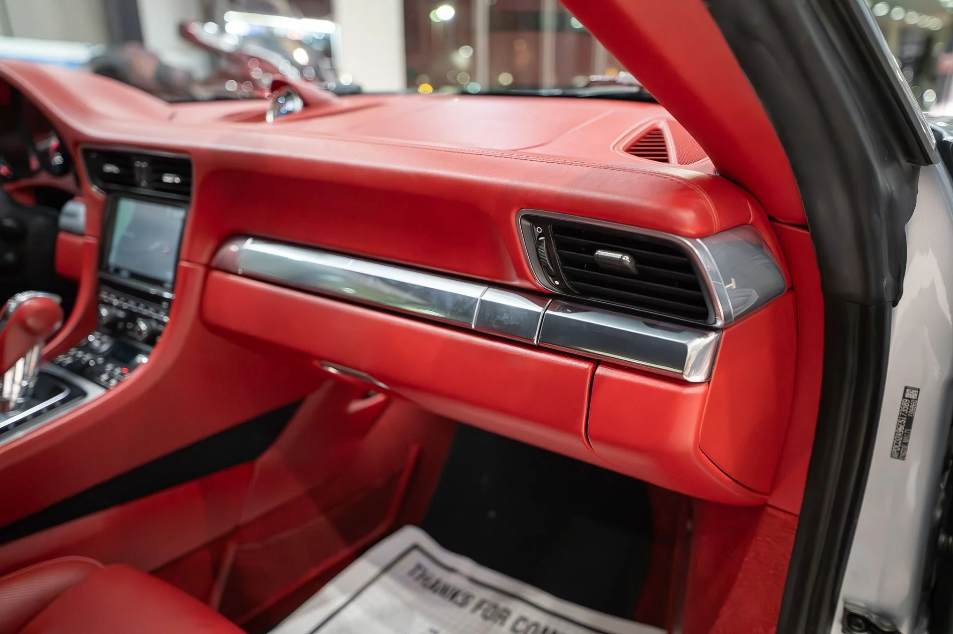 mph047_2959202904_13247_p48_l_94d397a580