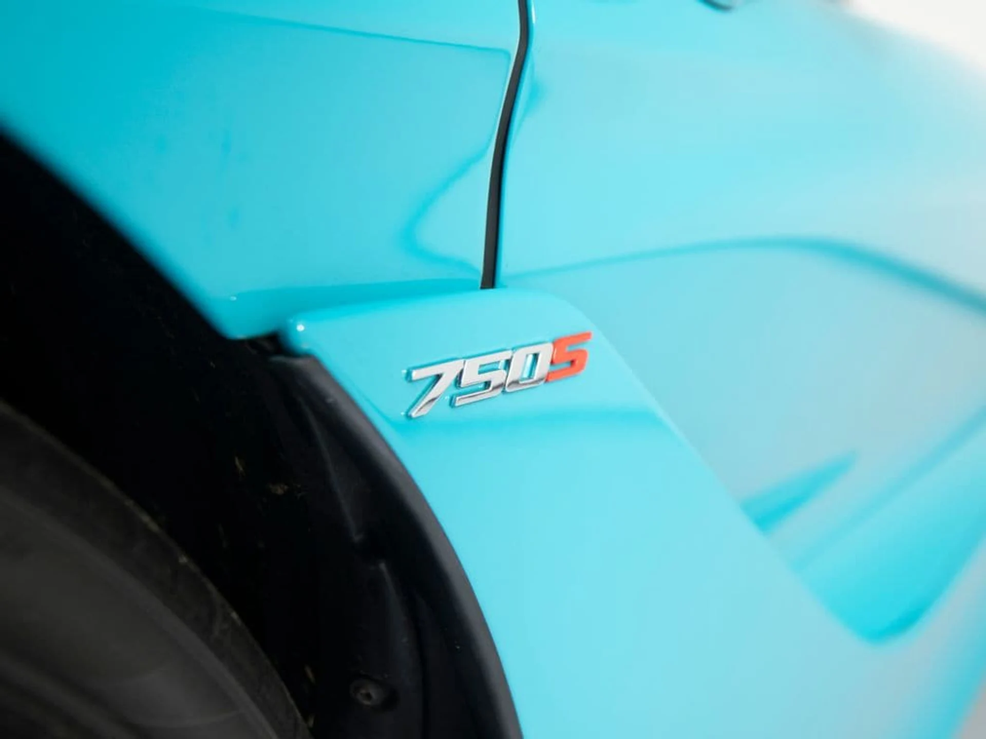 mph047_2962713664_95df250abce05c428f23d2e8ee2d813ex_0983de13b3