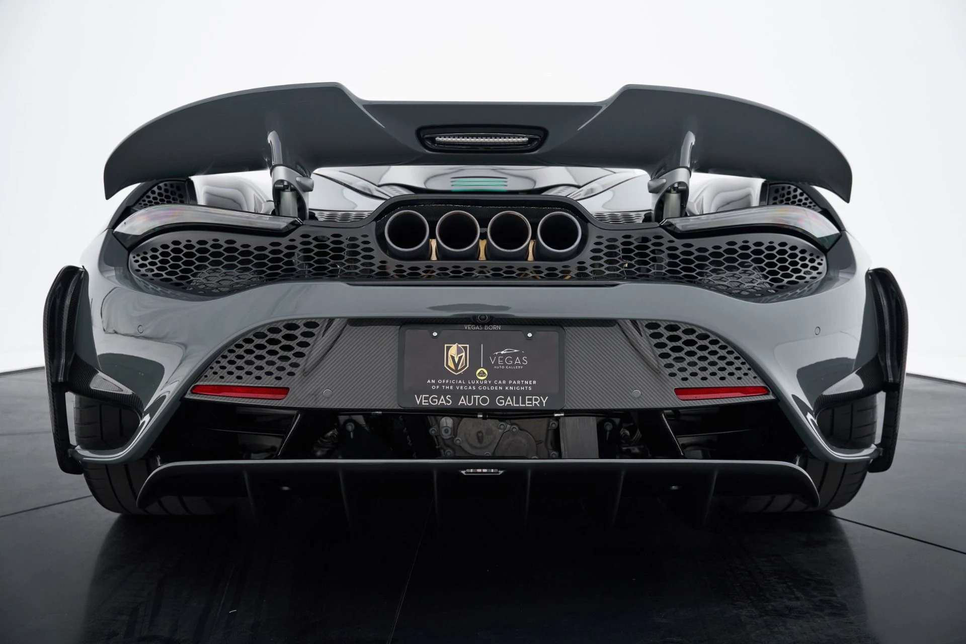 mph047_29713628_Used_2021_Mc_Laren_765_LT_Base_1793123980_16bd4ee150