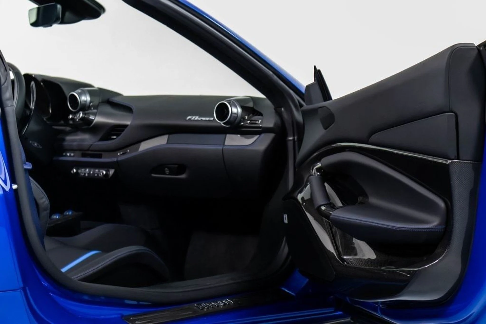 mph047_297265930_a8d59a876a6c1d2a32d038bbd9d9208bx_fb8748b627