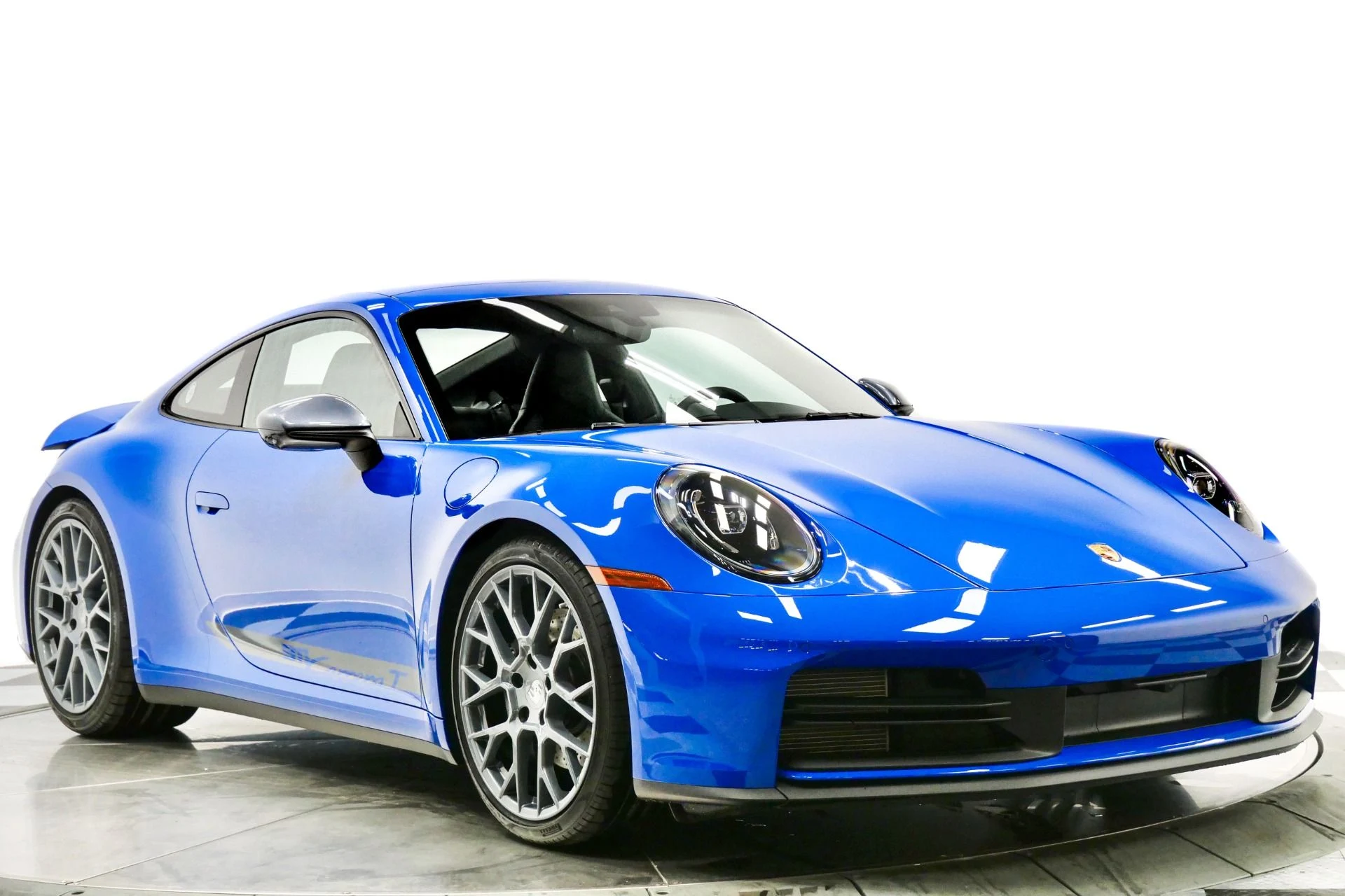 mph047_29892988_Used_2026_Porsche_911_Carrera_T_As_New_with_12_Miles_6_Speed_Manual_18_Way_Seats_1767115090_802b89d0a2