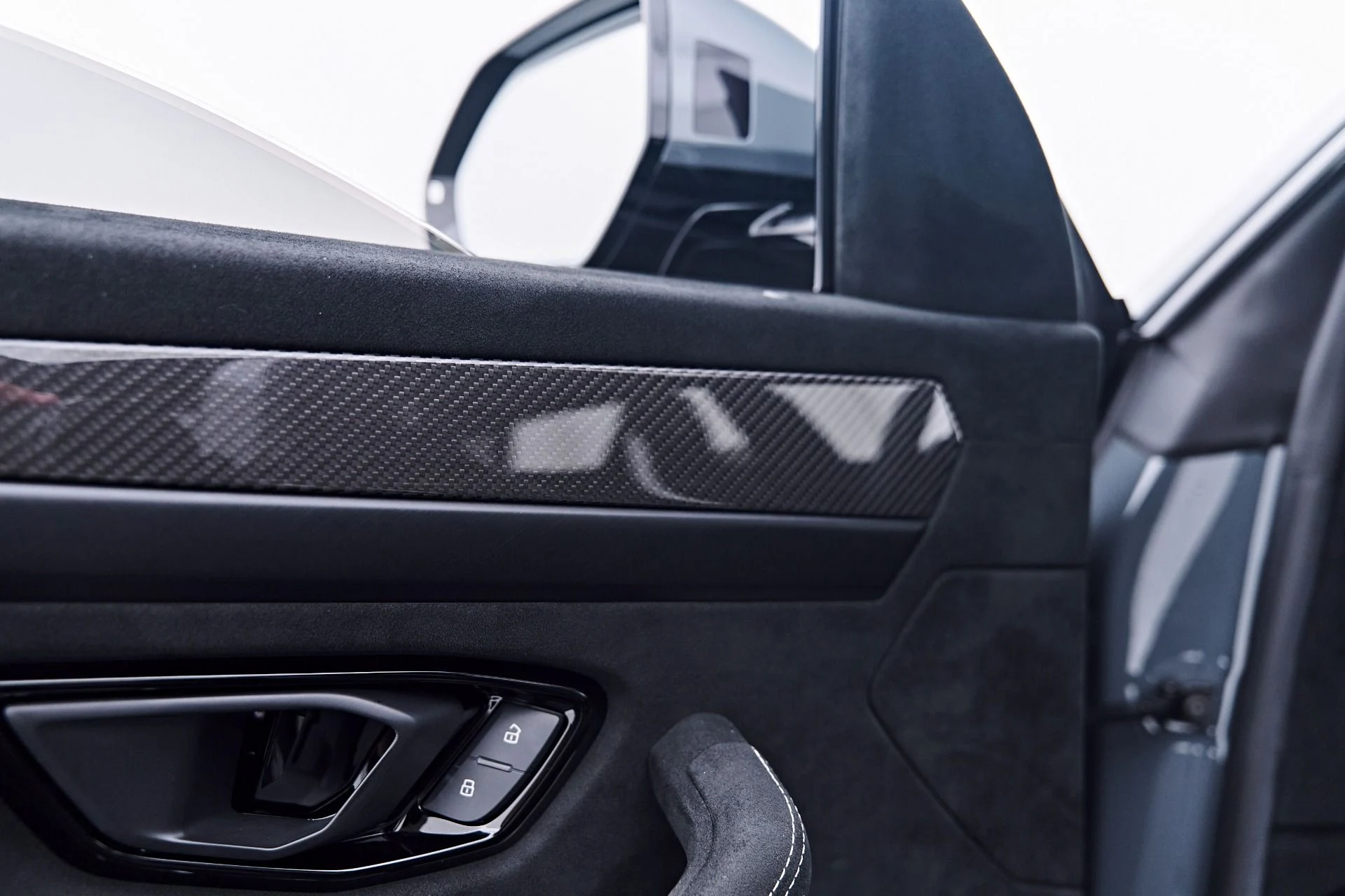 mph047_2993136105_Used_2023_Lamborghini_Urus_Performante_1785711319_8588f20c3b