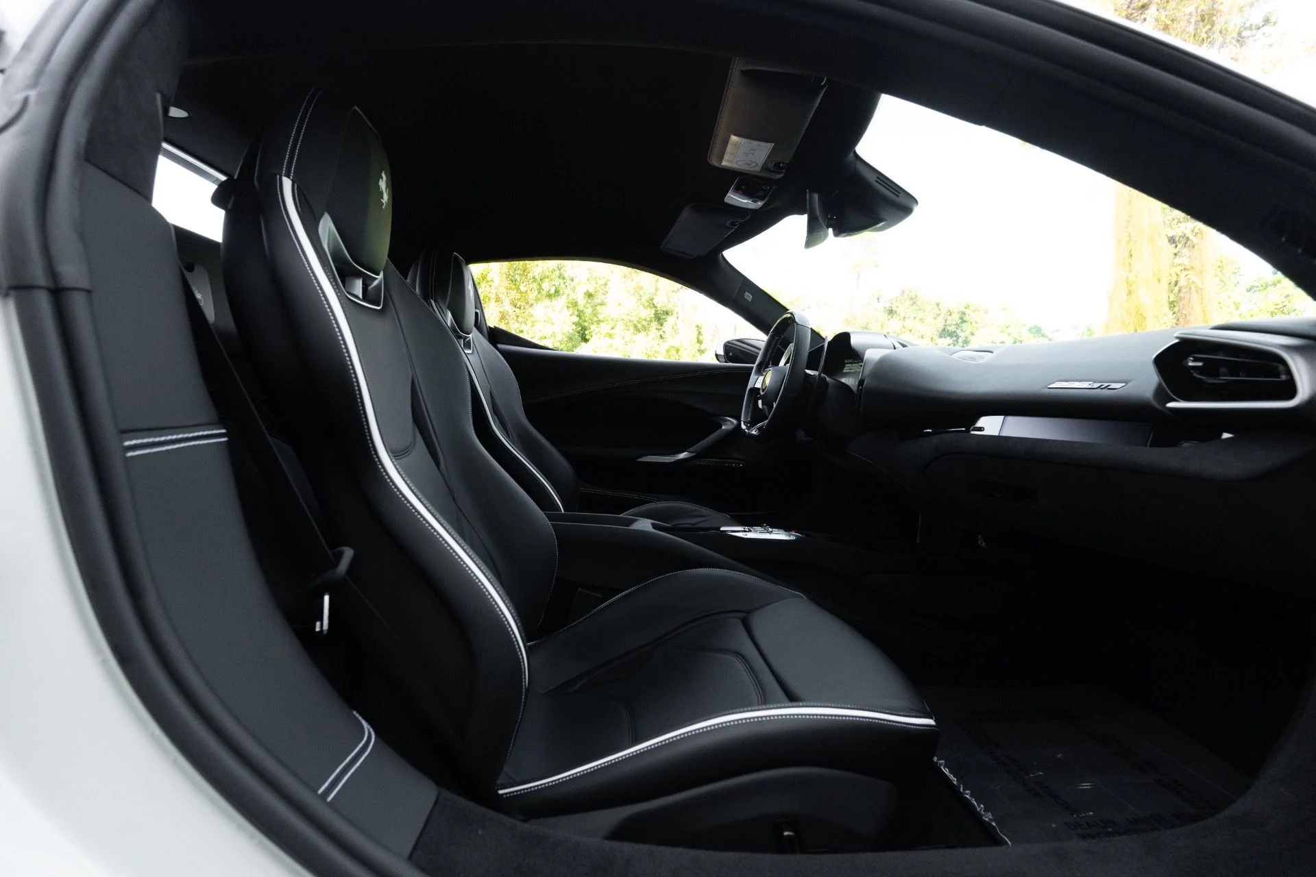 mph047_2997660797_Used_2025_Ferrari_296_GTB_1761682901_09afe3f487