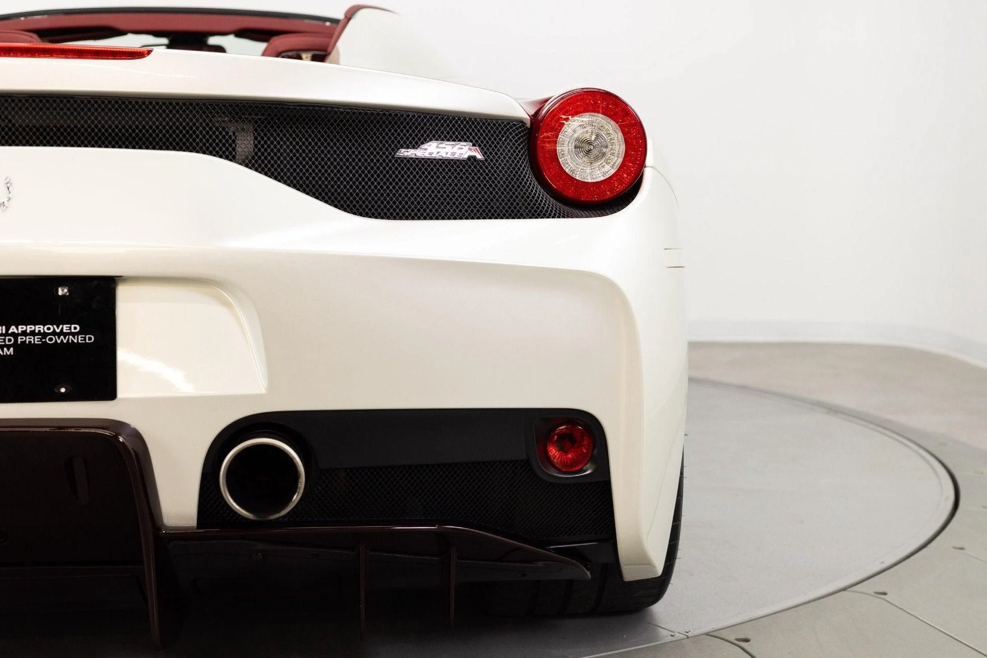 mph047_3021145478_Used_2015_Ferrari_458_Speciale_A_1782465322_6749c2e4bd