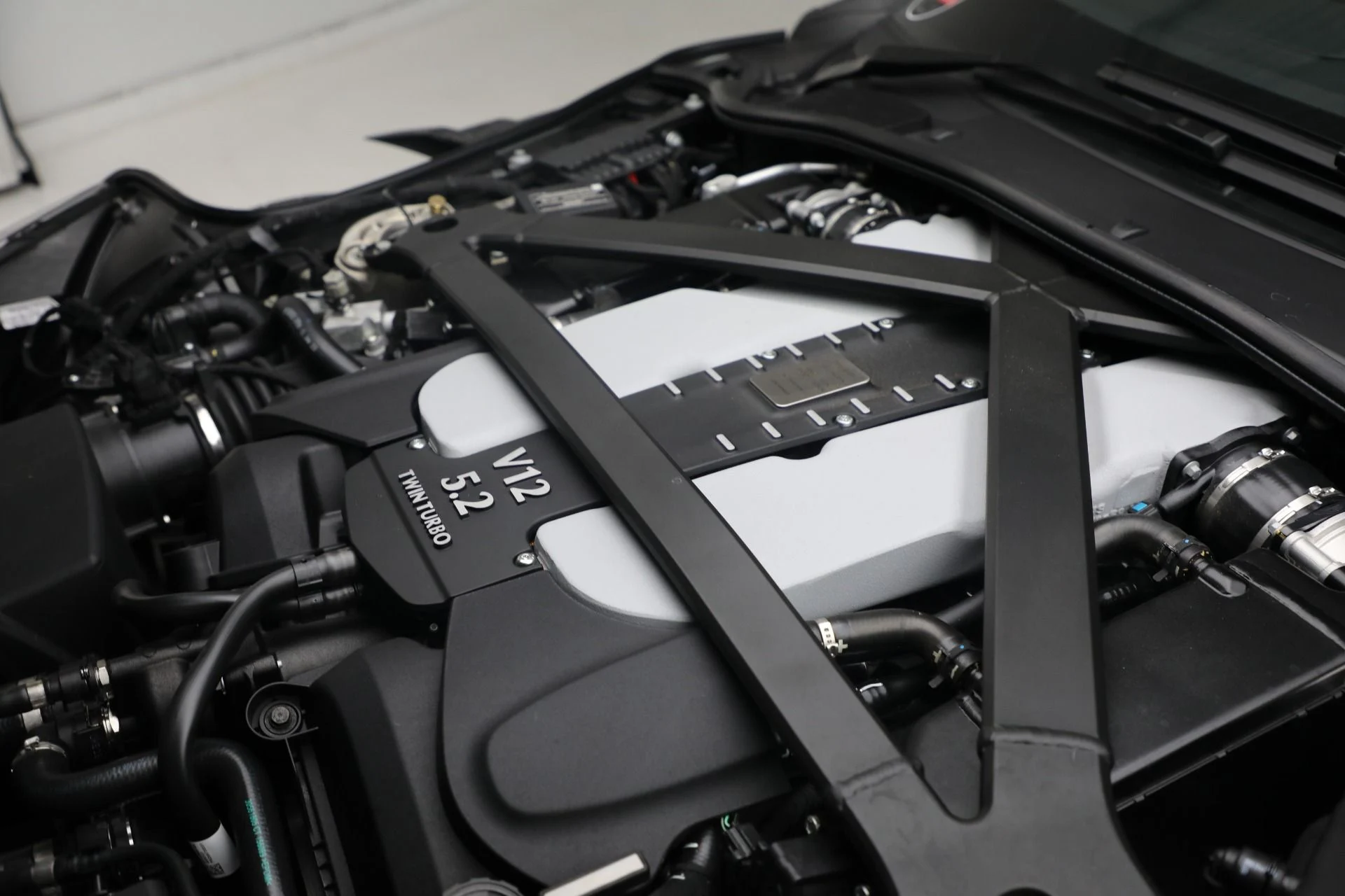 mph047_303897088_Used_2023_Aston_Martin_DBS_770_Ultimate_8f37052c4a