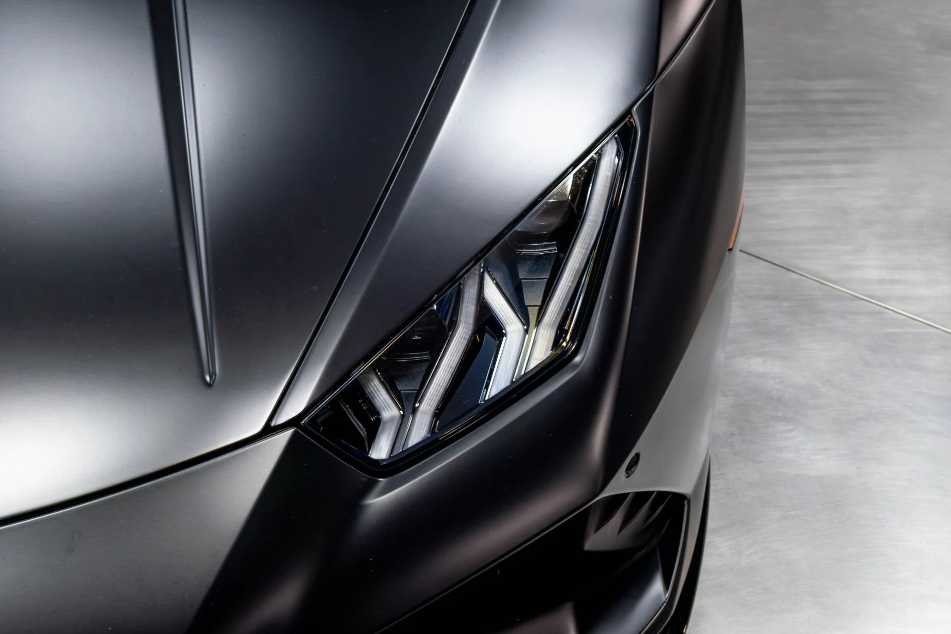 mph047_3041885919_Used_2021_Lamborghini_Huracan_EVO_EVO_Spyder_1780949154_5d42207722