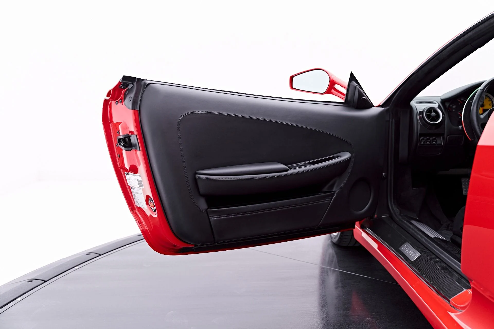 mph047_3049139576_Used_2006_Ferrari_F430_Berlinetta_1781025149_244c81e96c