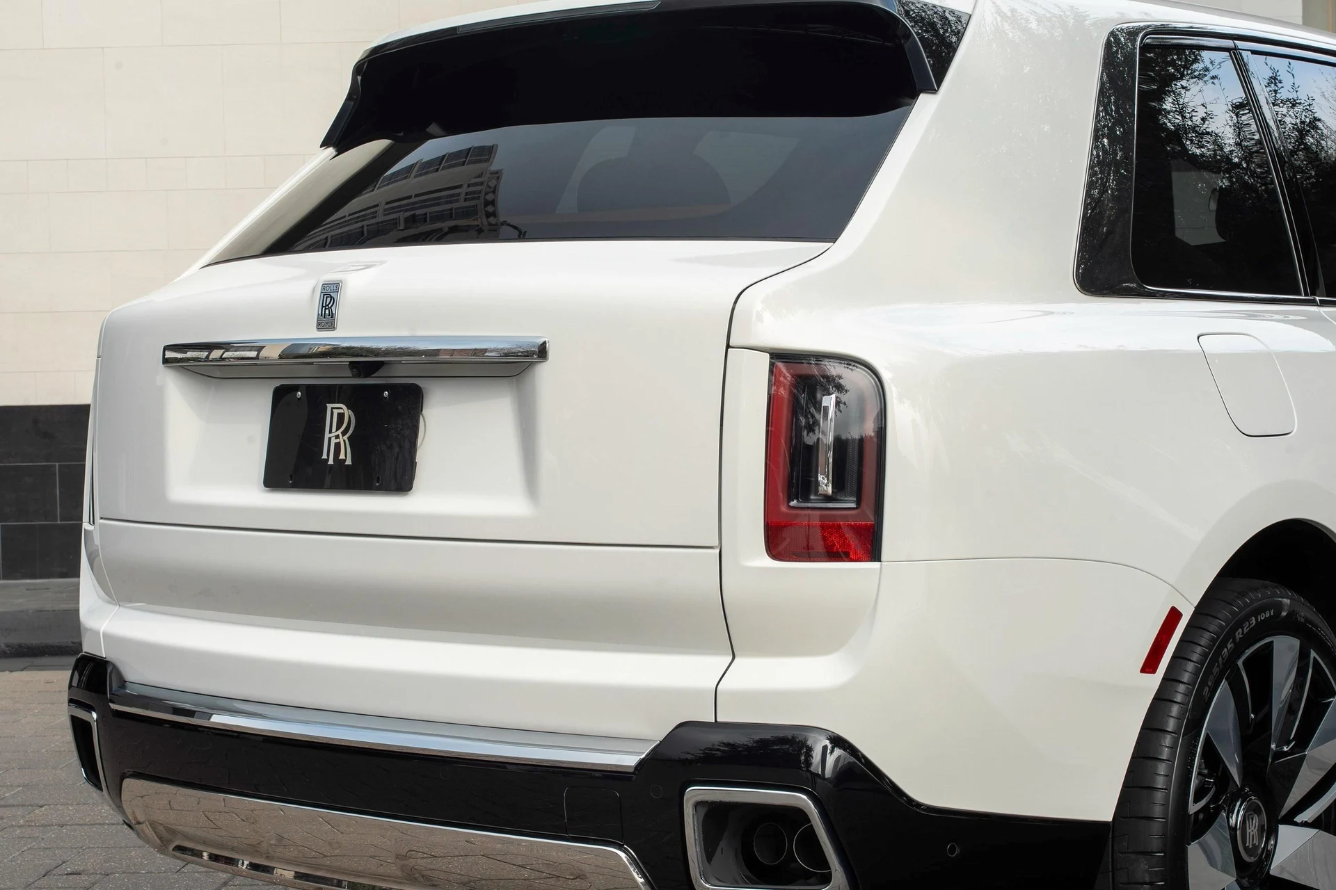 mph047_3083086035_477983144_695f551c4b0ded1c3975a638_0cab97ed94