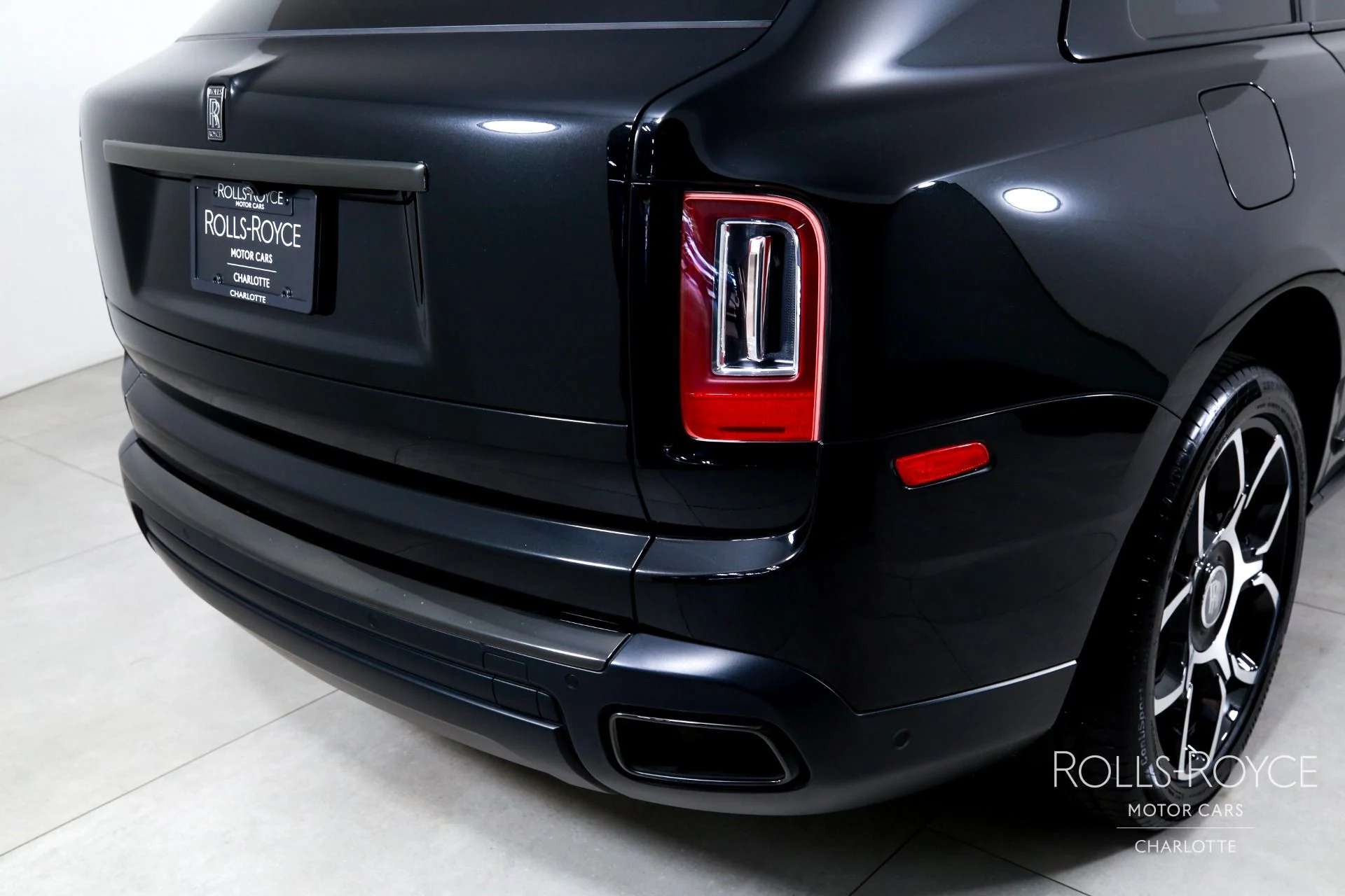 mph047_3110807556_Used_2021_Rolls_Royce_Black_Badge_Cullinan_1781216710_b902f9c8c7
