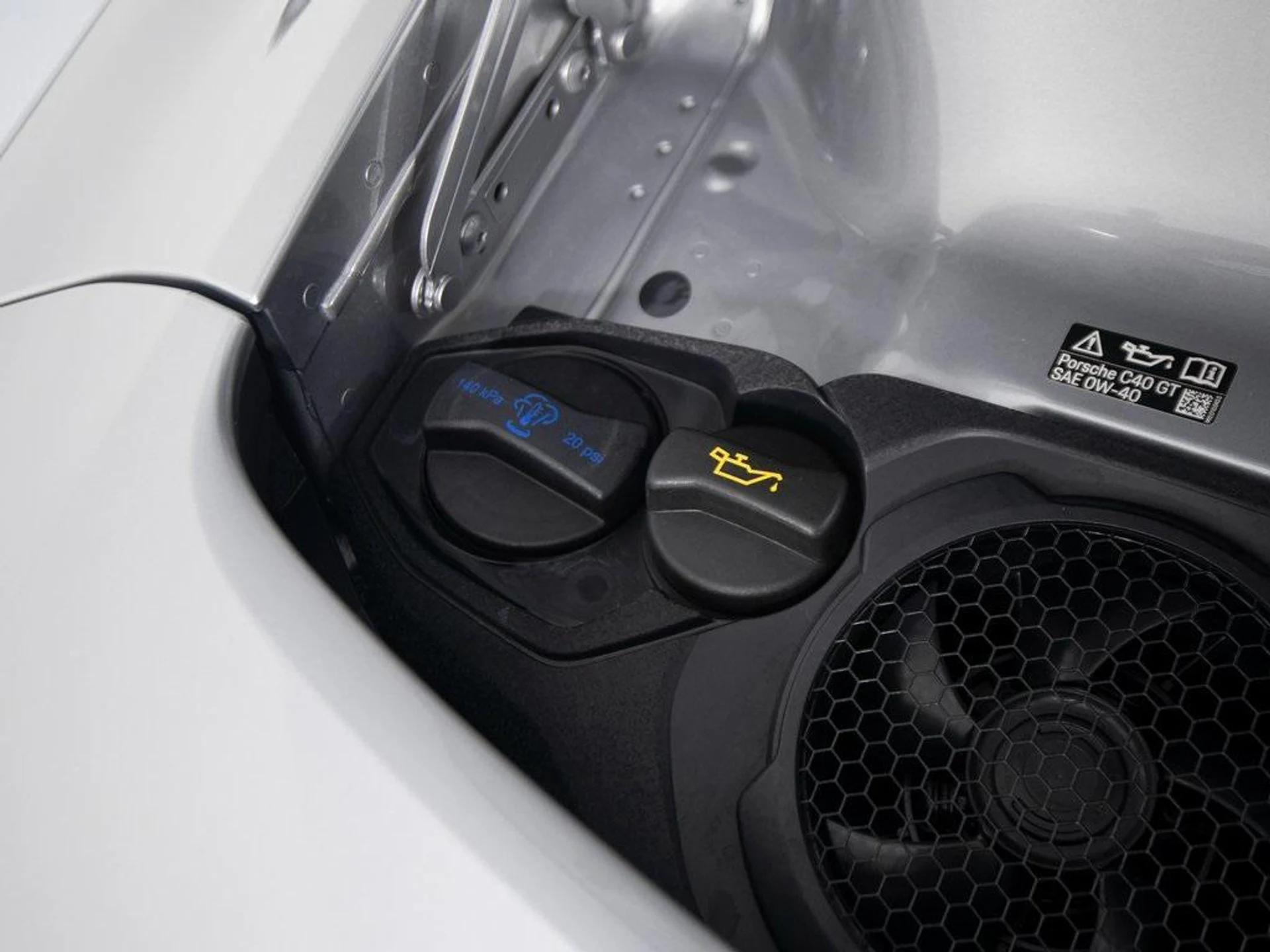 mph047_3160139616_t_Ge_DO_Lpzn_KN_Bj_EI_Pfr_Ecm_ZG_Ak68_6530fdce1c