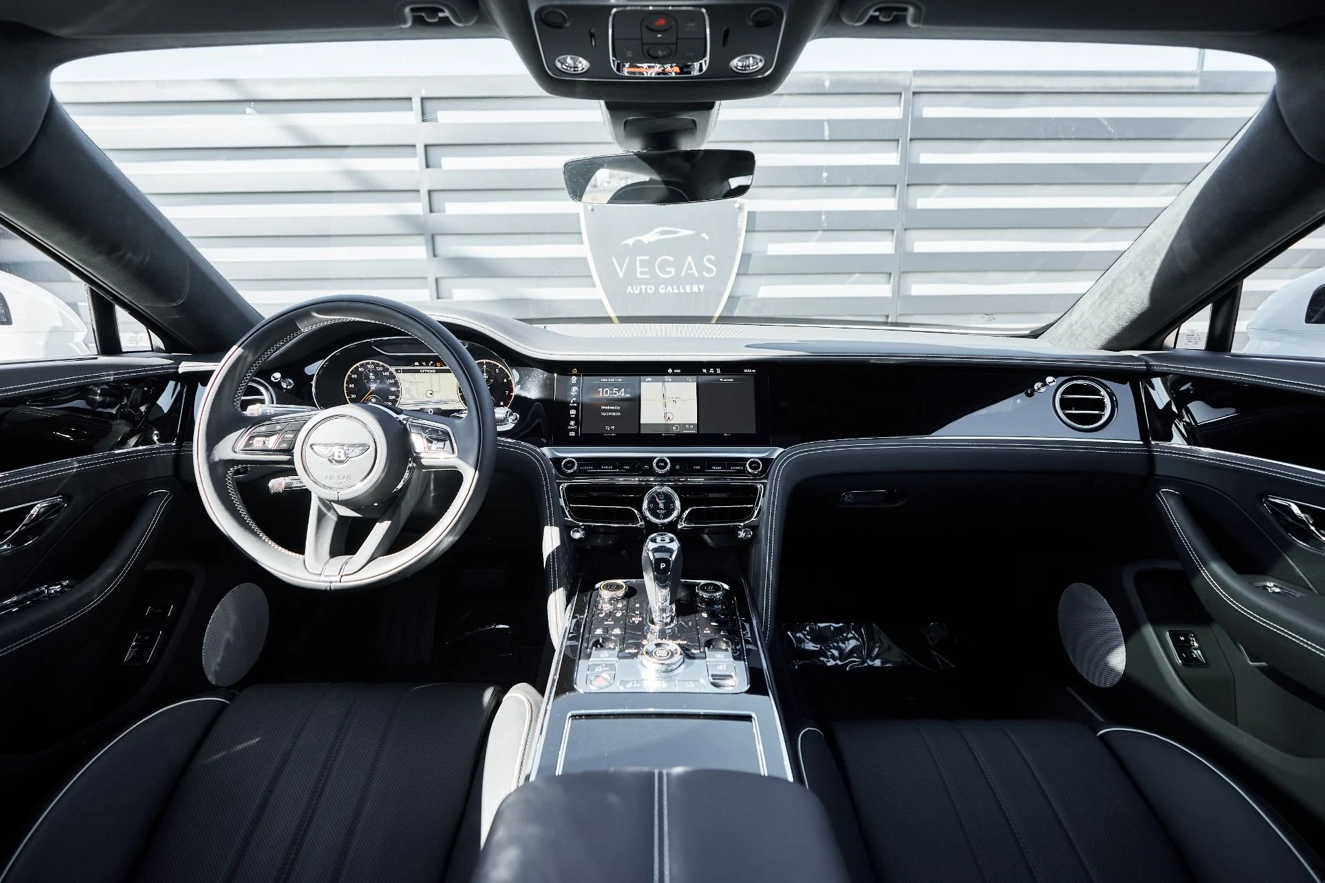 mph047_3163468339_Used_2024_Bentley_Flying_Spur_S_1761779950_d22cf159ba