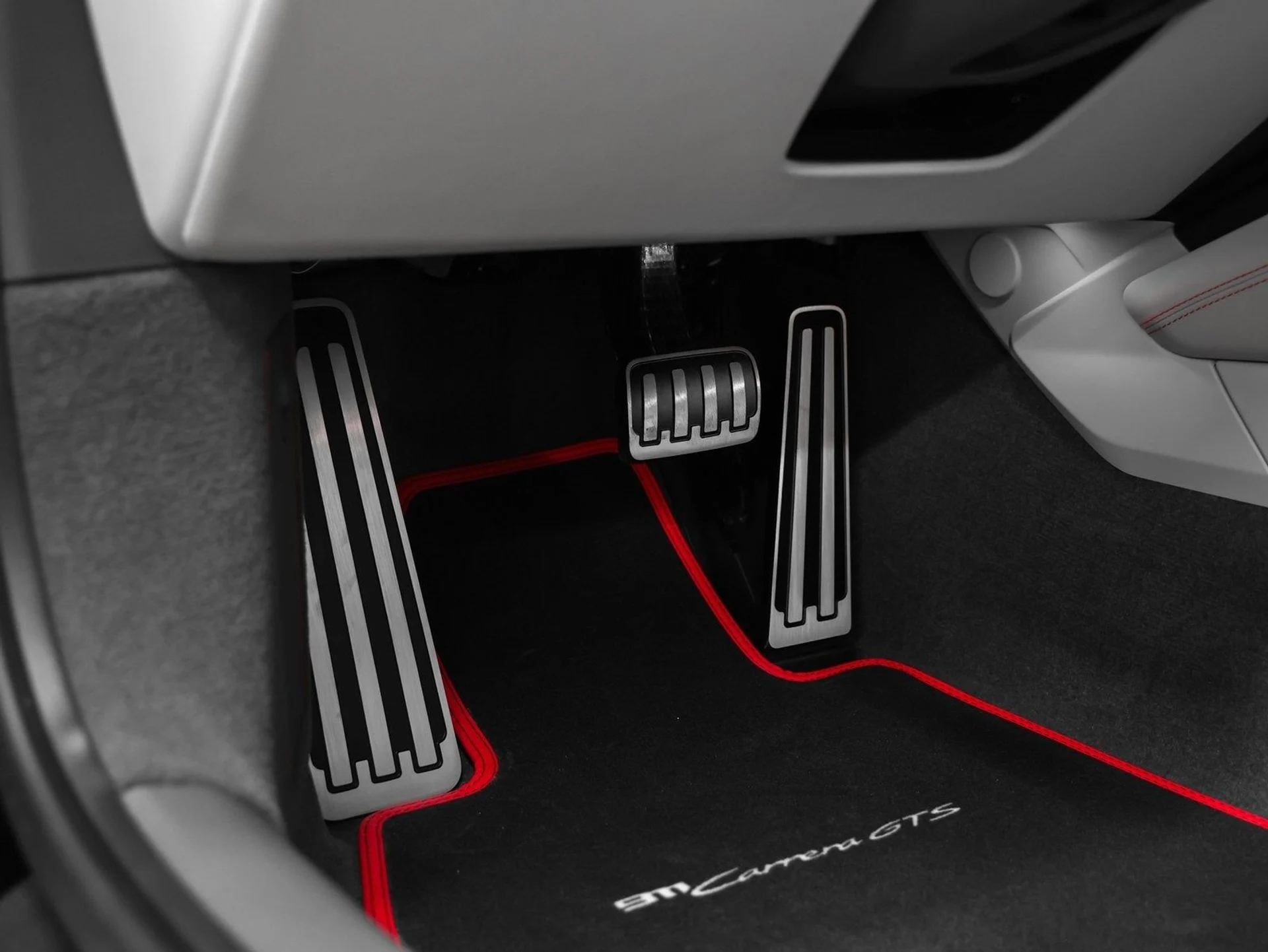 mph047_3186434903_48_be5846d61b