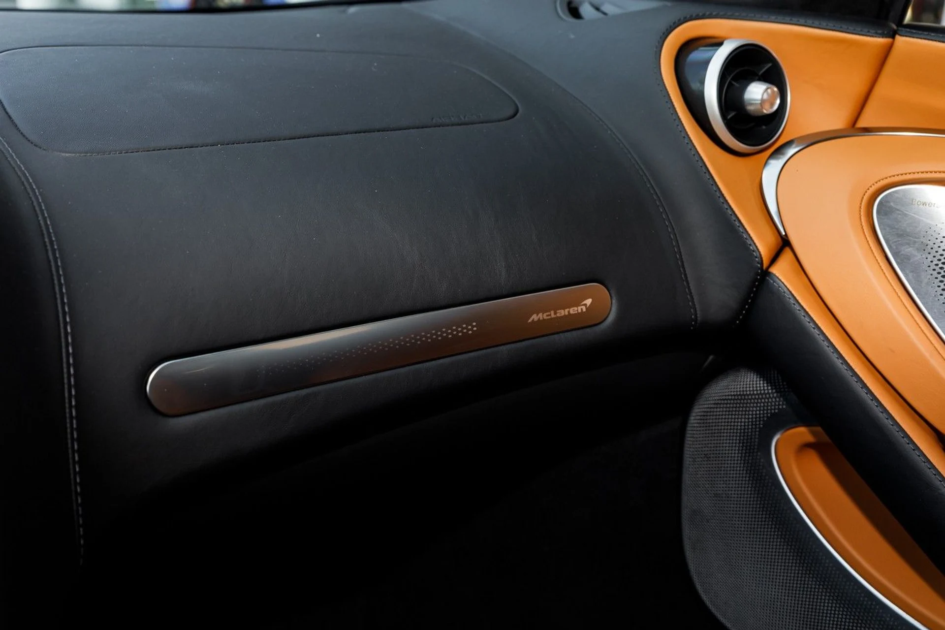 mph047_3216495636_638_p48_l_703c53b7ae