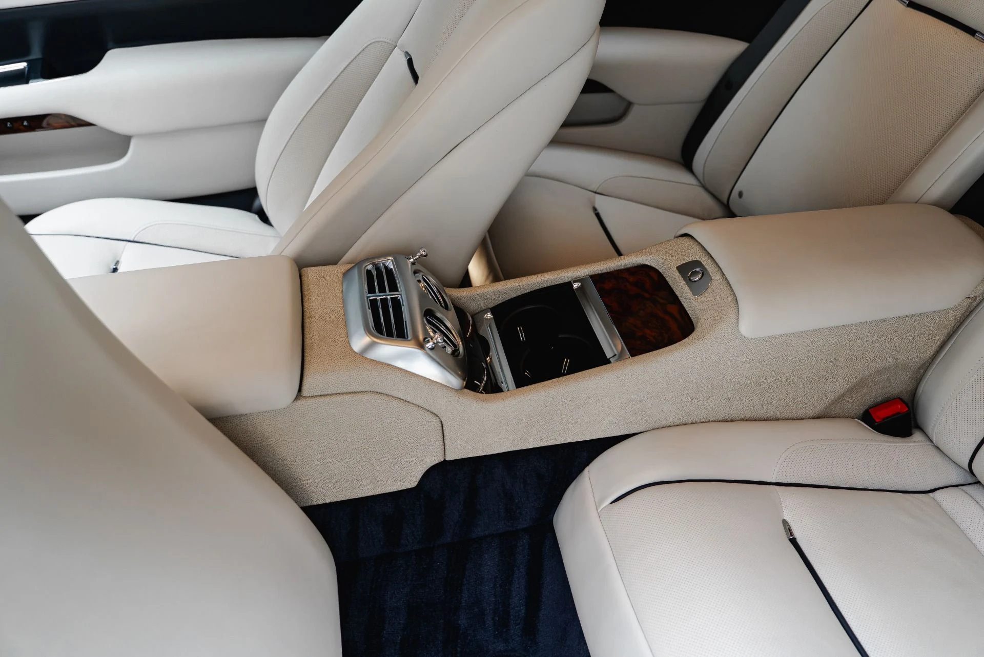 mph047_3220097101_Used_2014_Rolls_Royce_Wraith_1791402003_d080de50f0