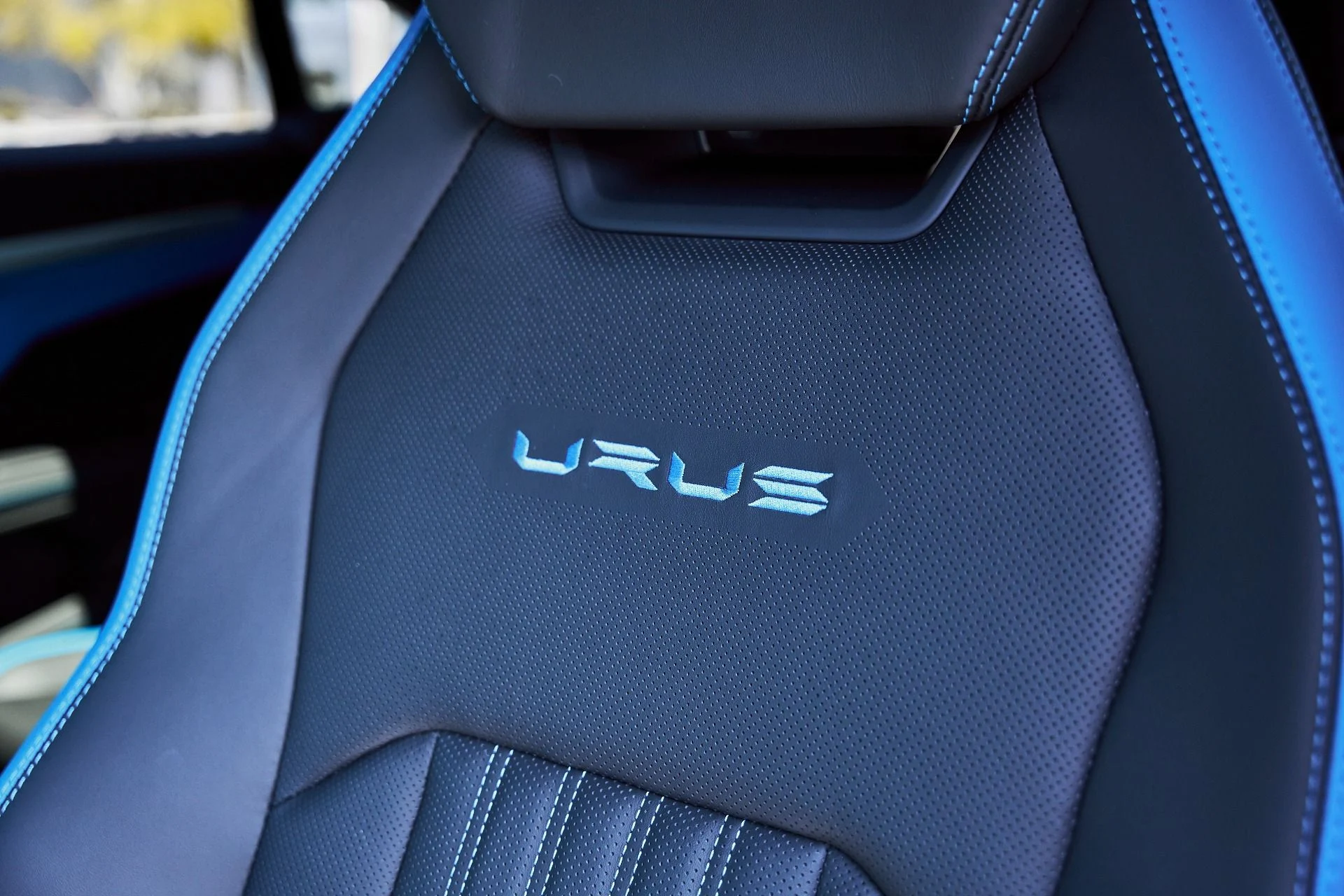 mph047_3228468585_Used_2024_Lamborghini_Urus_S_1775866765_b23f906123