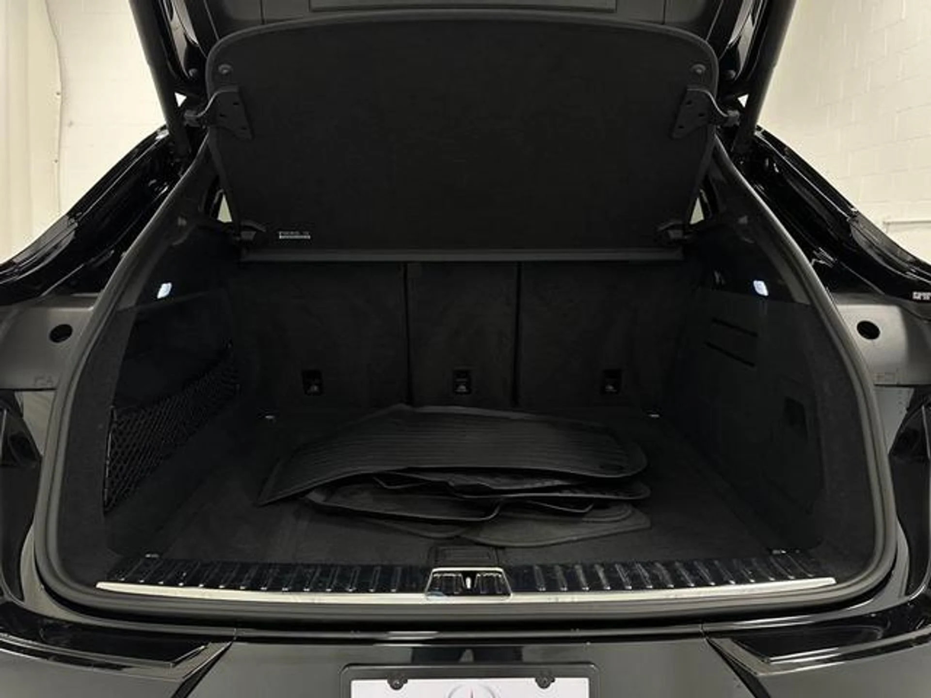 mph047_3242396618_P1_WM_1t_B_Xx1_EMO_n_Zkp0_h9_Rr00_A_5affaa17ff