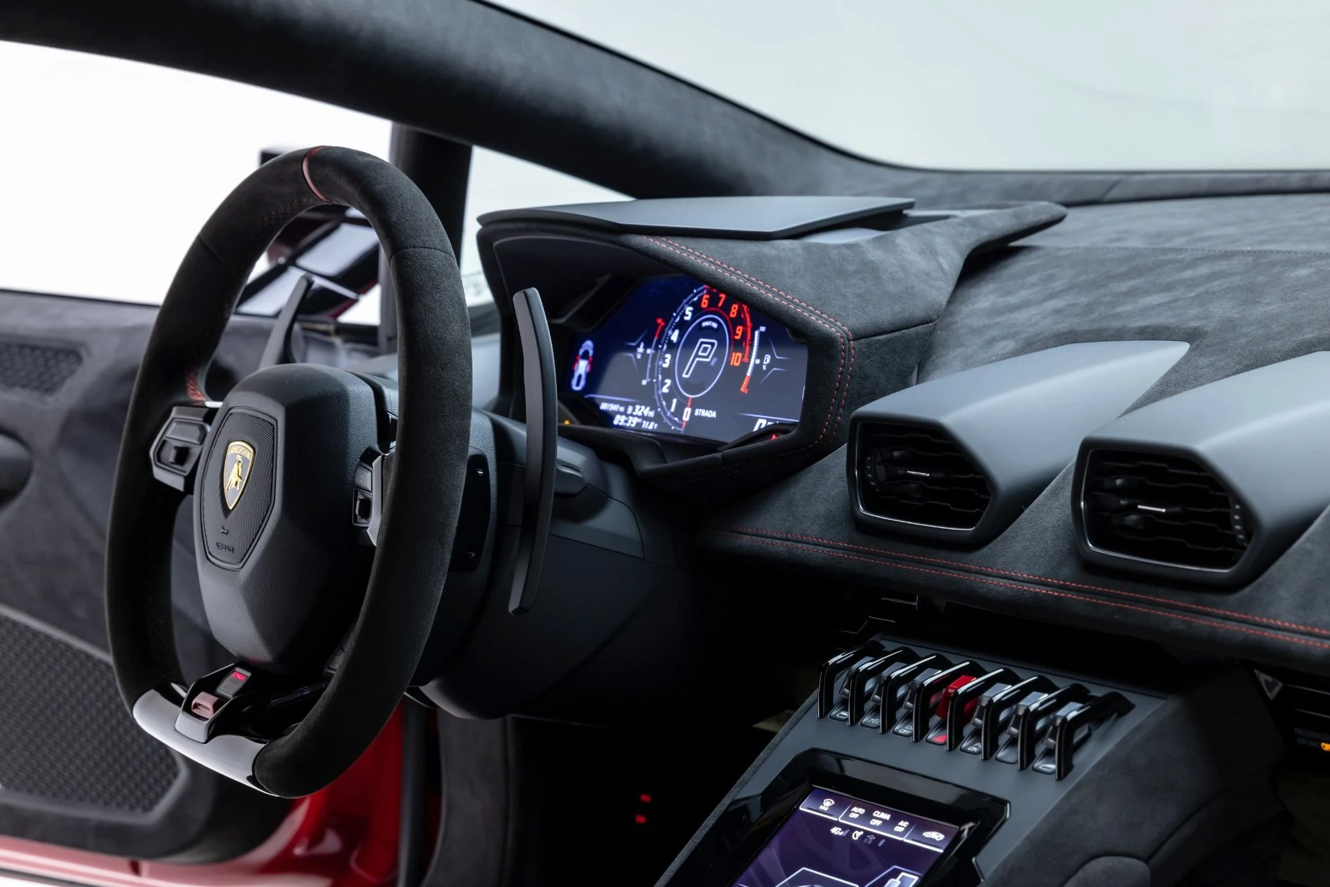 mph047_3243420798_Used_2024_Lamborghini_Huracan_Sterrato_1765391926_298de3ae0f