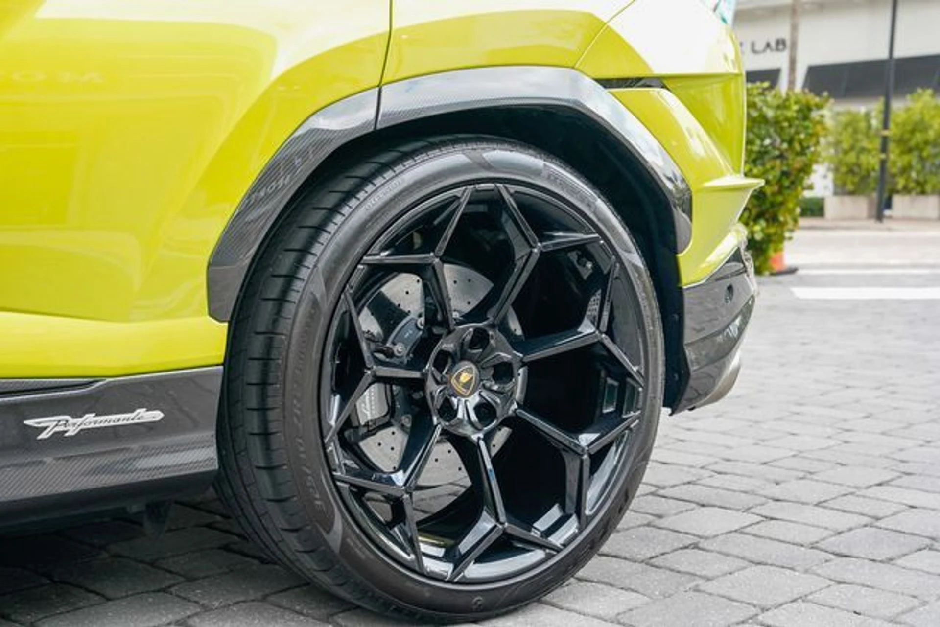 mph047_327588491_22986544_48_4c17f4ecb5