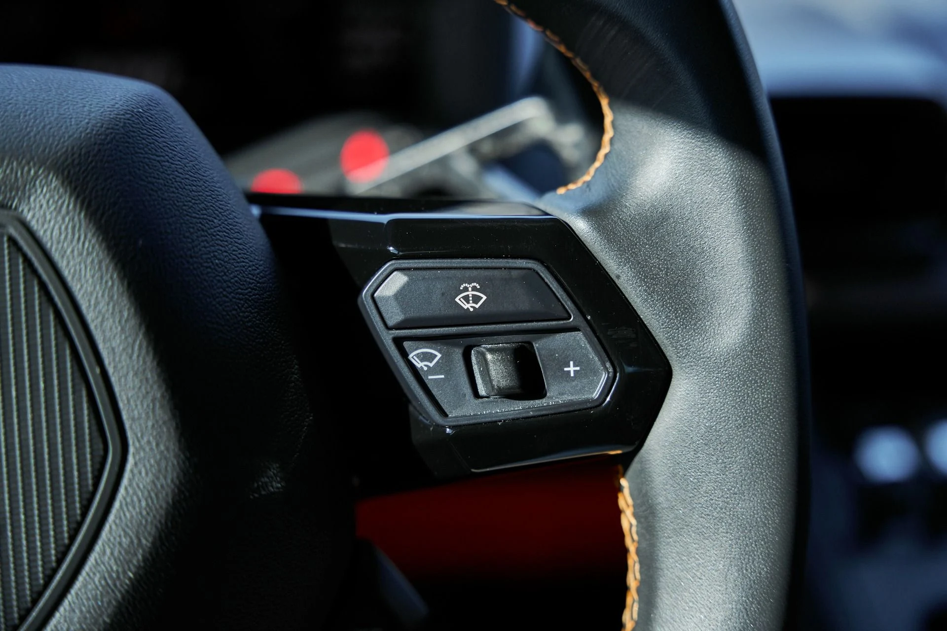 mph047_3300143835_Used_2020_Lamborghini_Huracan_EVO_Base_1766024374_df74fc1577