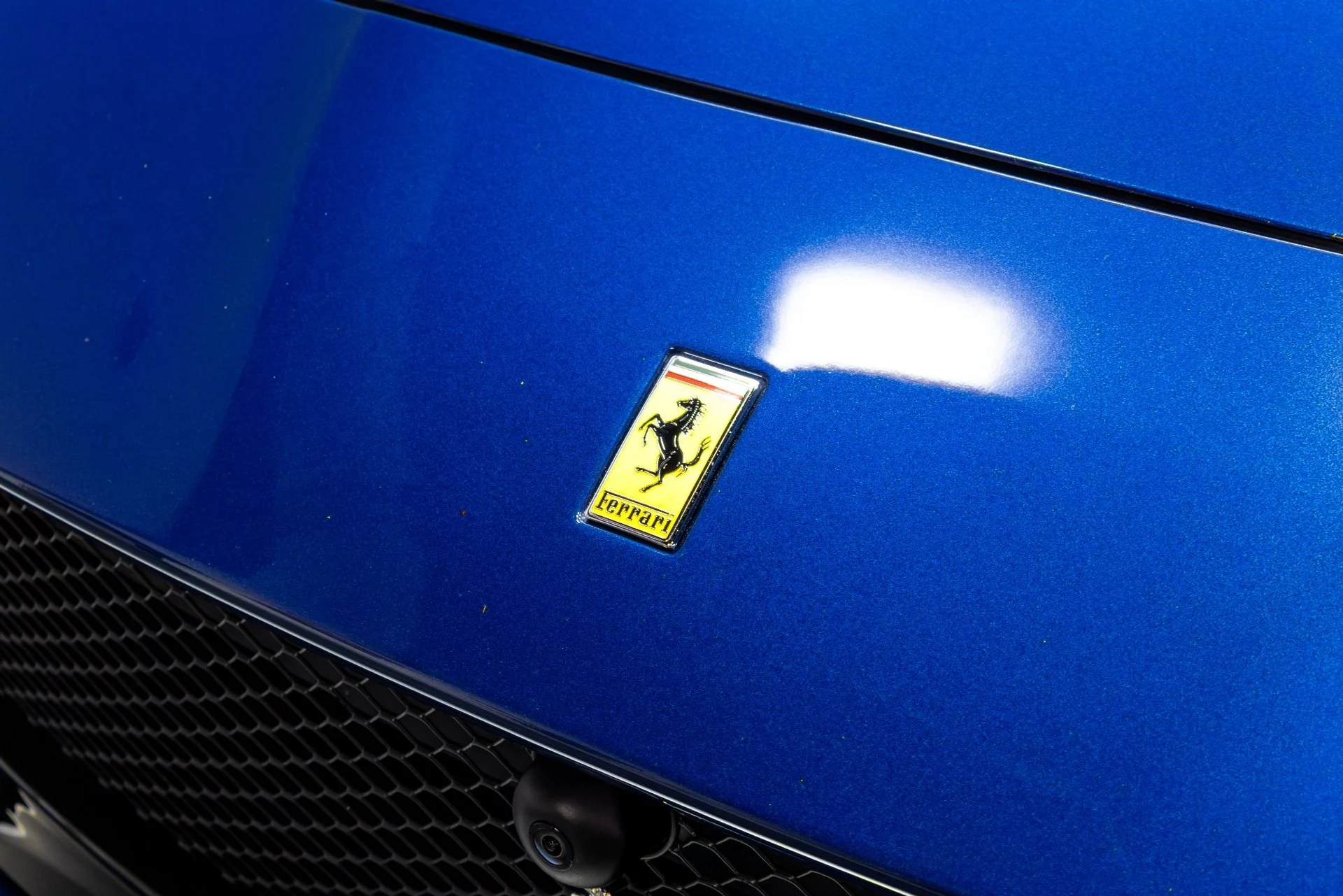 mph047_3324627859_Used_2019_Ferrari_812_Superfast_1774911934_b9d7977689