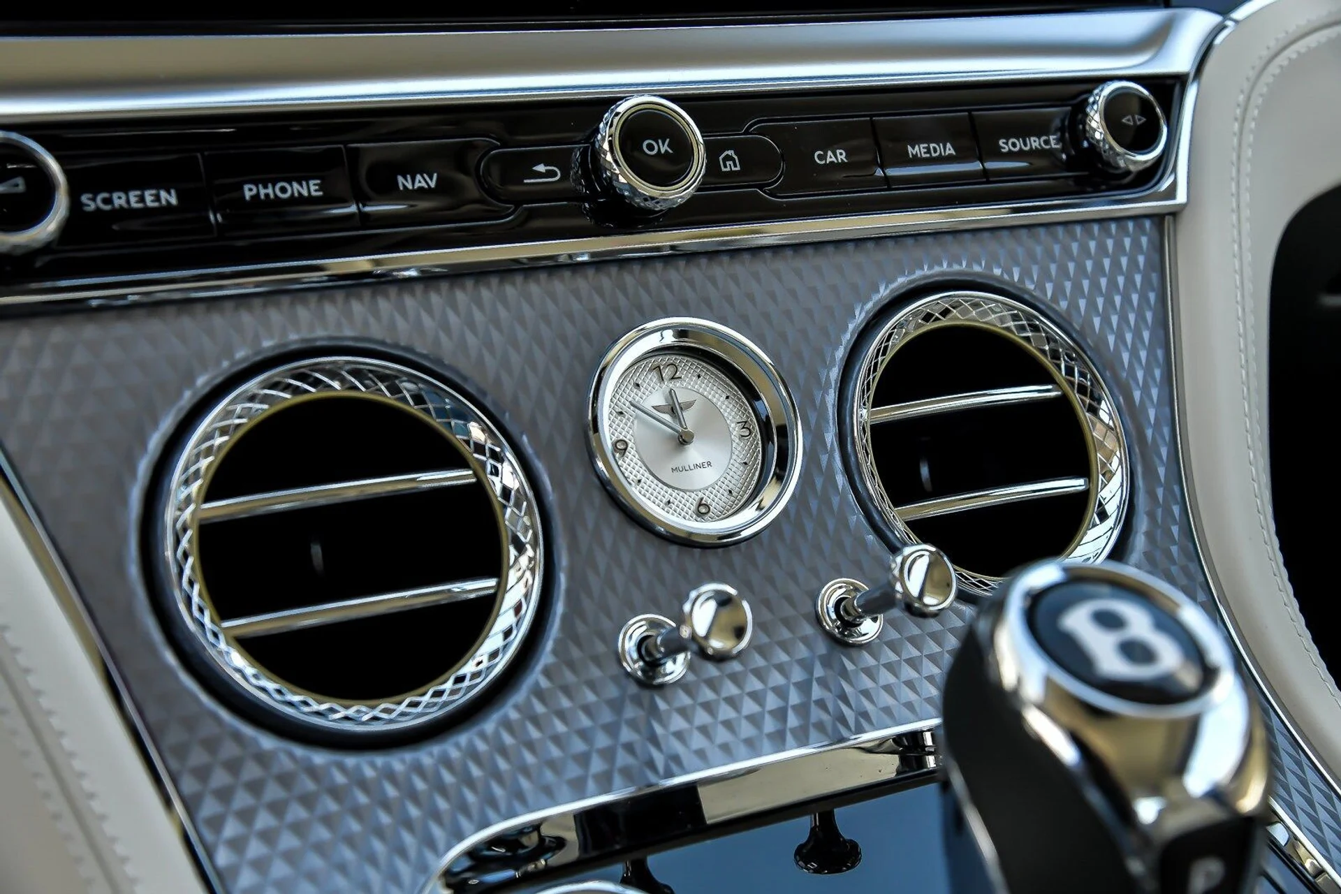 mph047_3340871201_0eb1d43d999e63d1eabd99913e7b71a9x_59593d9a01