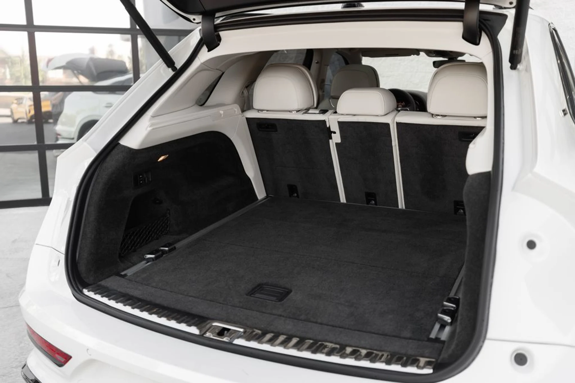 mph047_3343785853_3f51084cda8fc297ee4b2e256c176ac0x_4a410103ba