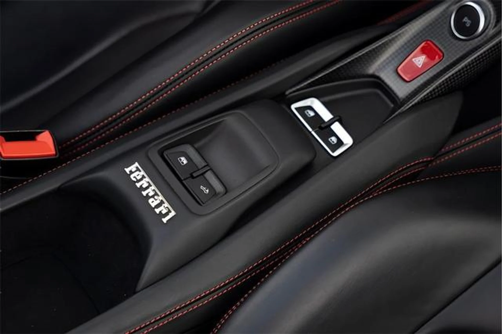 mph047_3398361625_Lk_YVK_Cgw_Ku_W4o_Adwwq5kc_W_Hj7_A0_668572843f