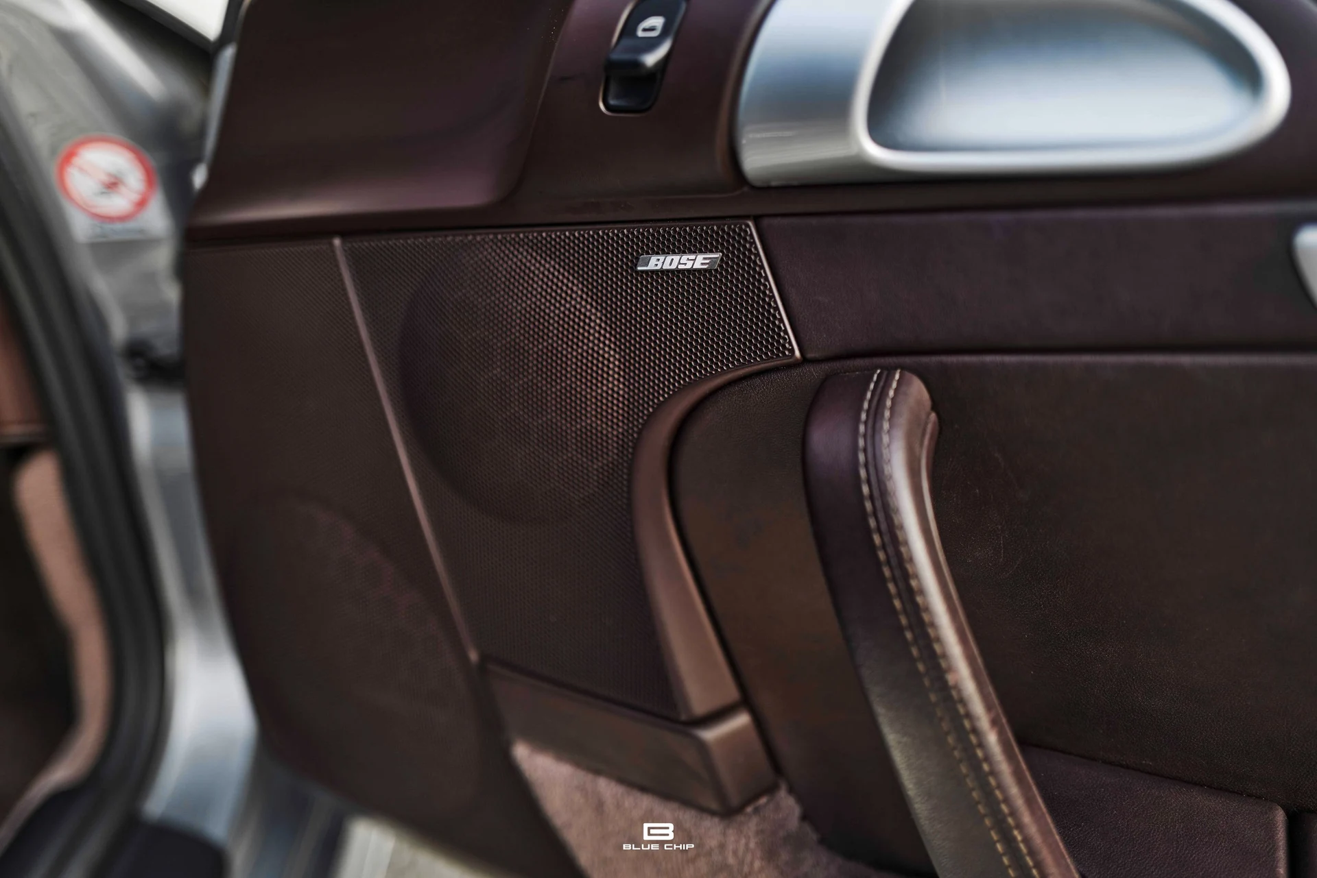 mph047_3407371246_699f2b3cd9d5a628950fe2dc_L1170980_24160a1914