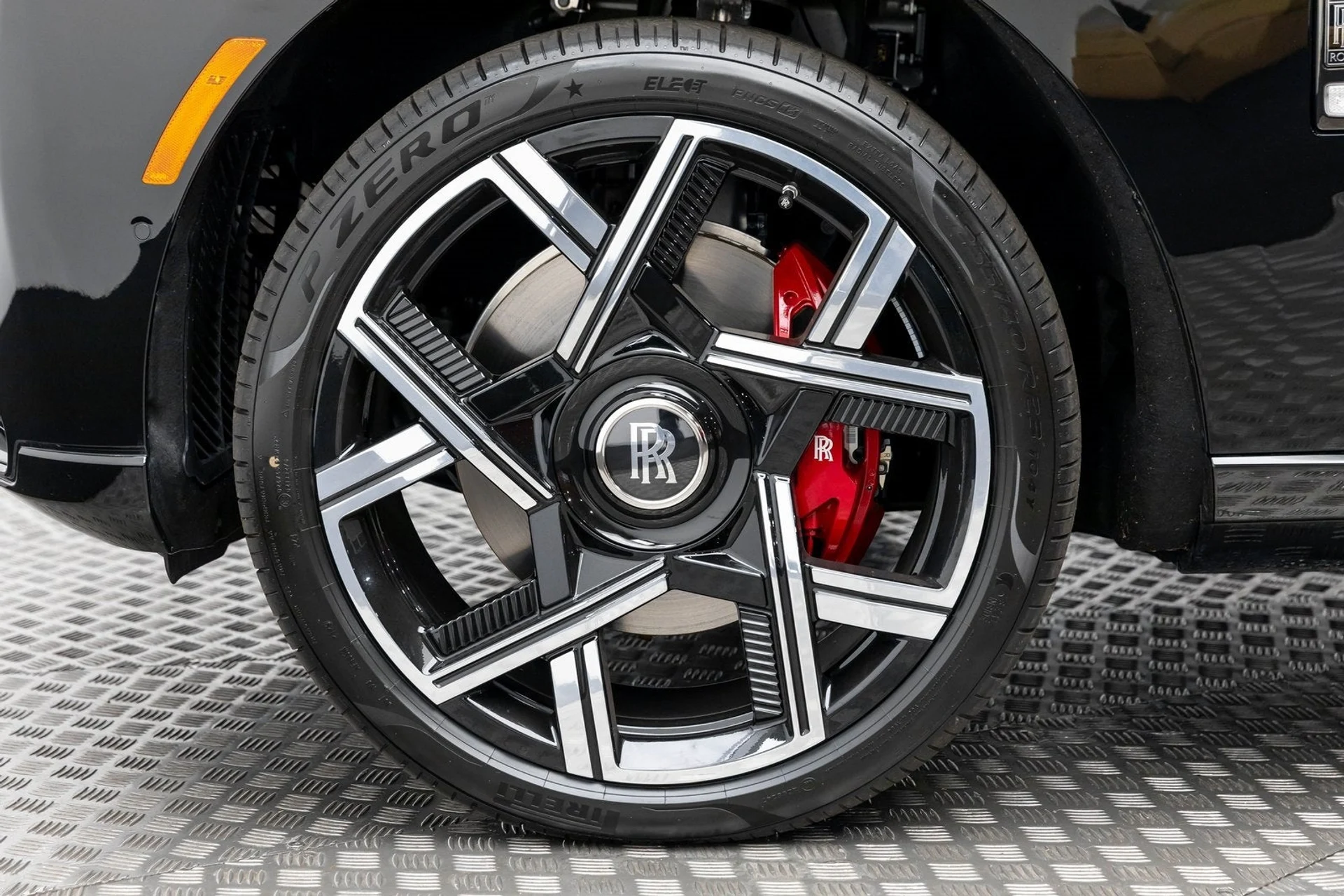 mph047_3413397142_48_0fe20703b7