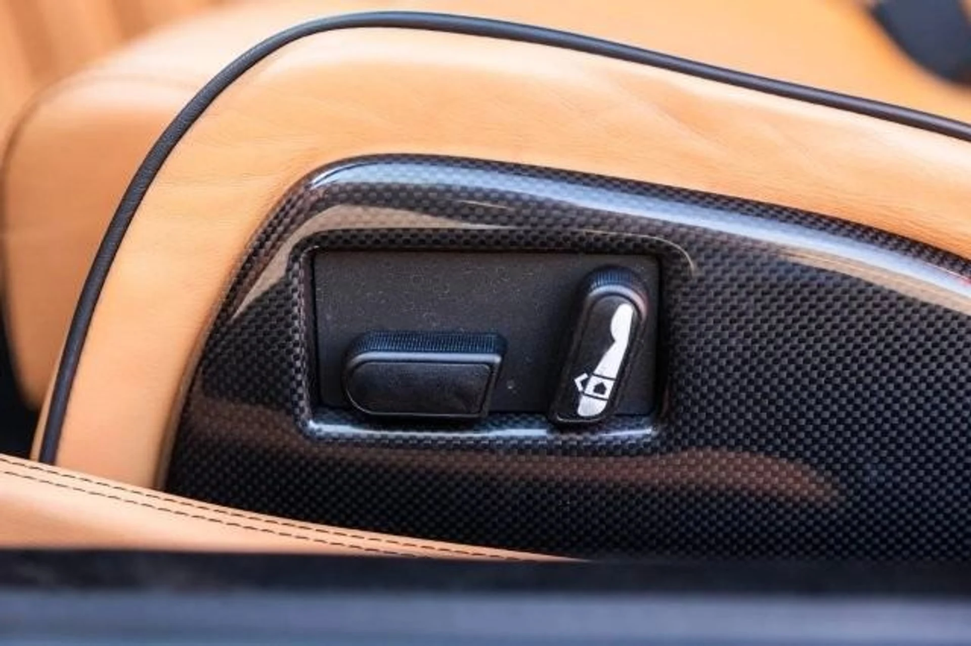 mph047_3417676616_Used_2005_Ferrari_Superamerica_1773854918_9065235ee5