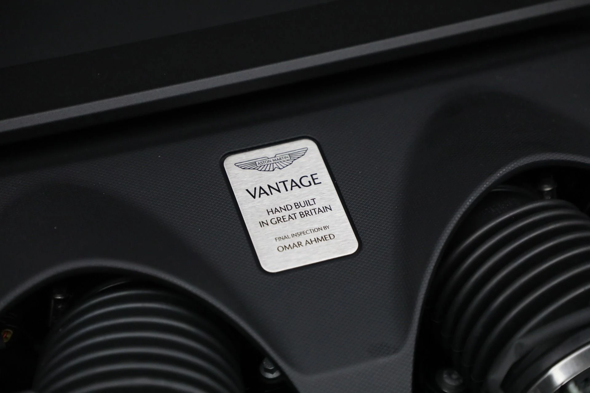 mph047_3429384577_New_2026_Aston_Martin_Vantage_Roadster_a96e14ff45