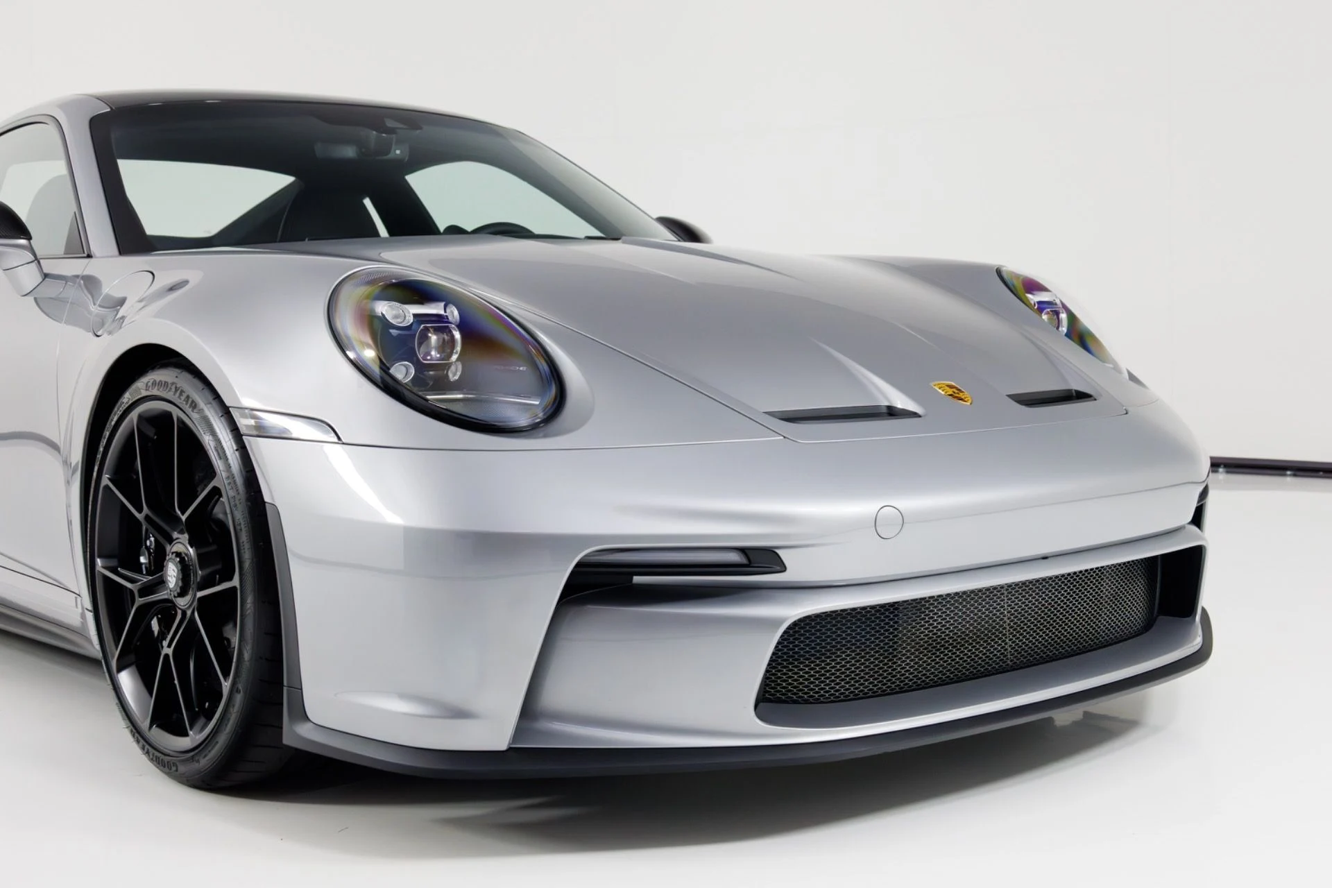 mph047_3436505830_Used_2022_Porsche_911_GT_3_Touring_1790711490_cf8f4d5d19