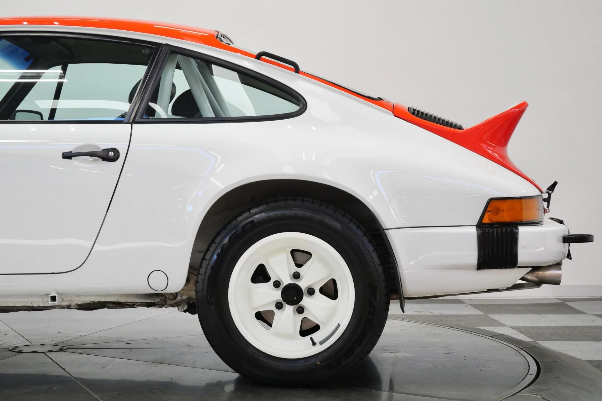 mph047_3443111629_Used_1984_Porsche_911_Ro_W_Rallye_Build_Spectacular_Inside_and_Out_1783533920_54d29dd15a