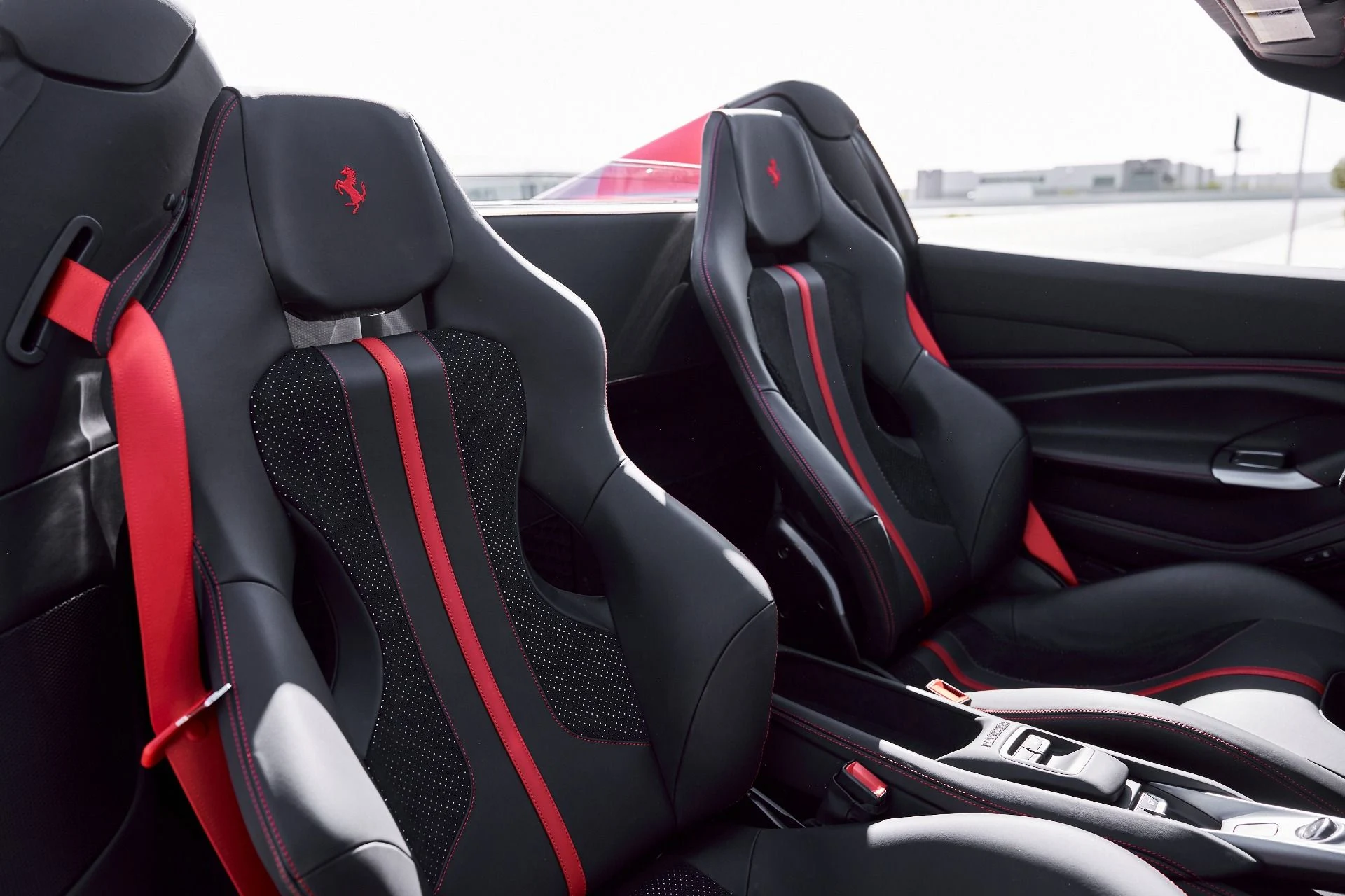 mph047_3445690734_Used_2022_Ferrari_F8_Spider_Base_1772506656_5cfb115868