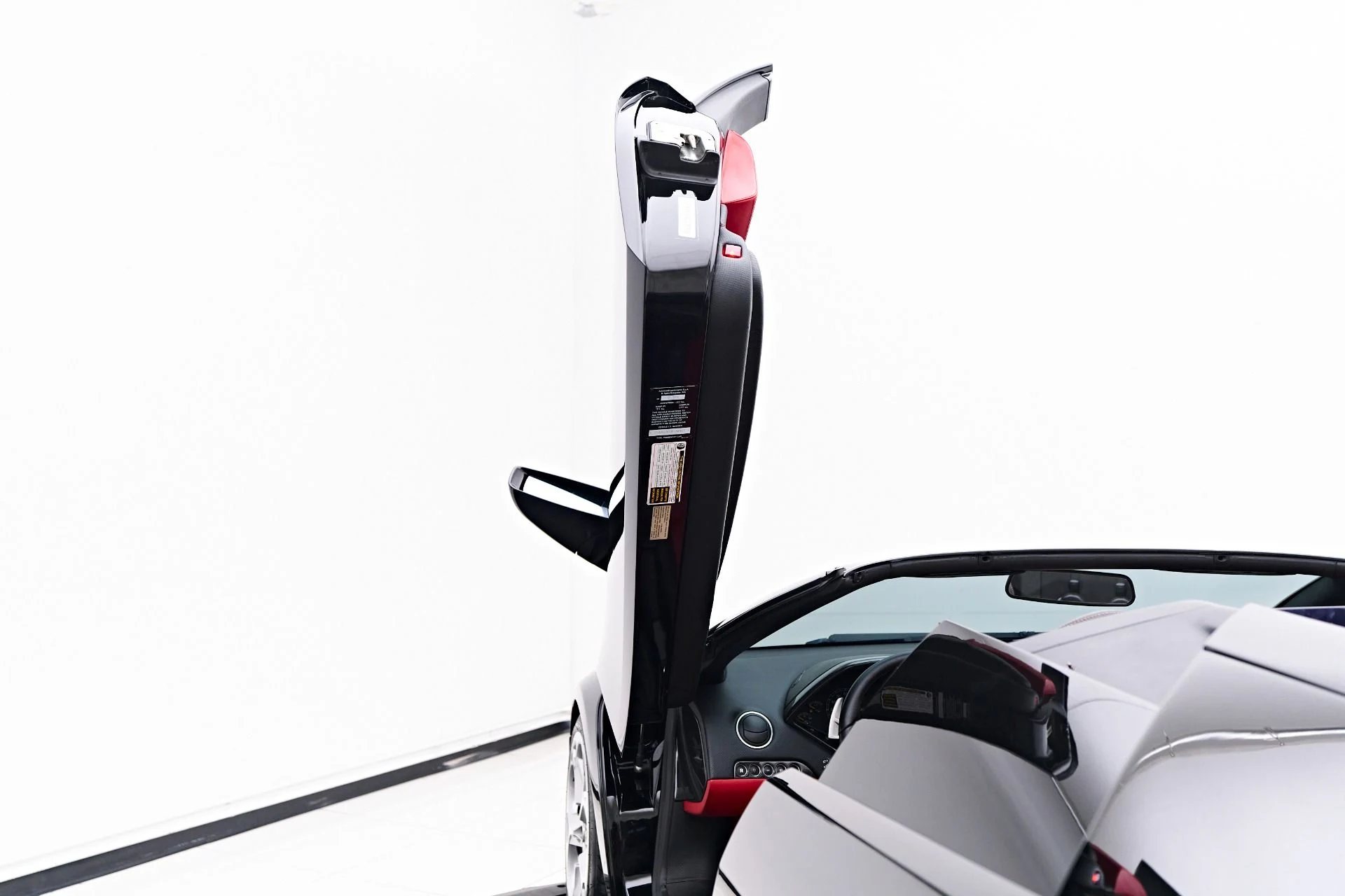 mph047_3472390587_Used_2006_Lamborghini_Murcielago_Base_1753322496_ac22394578