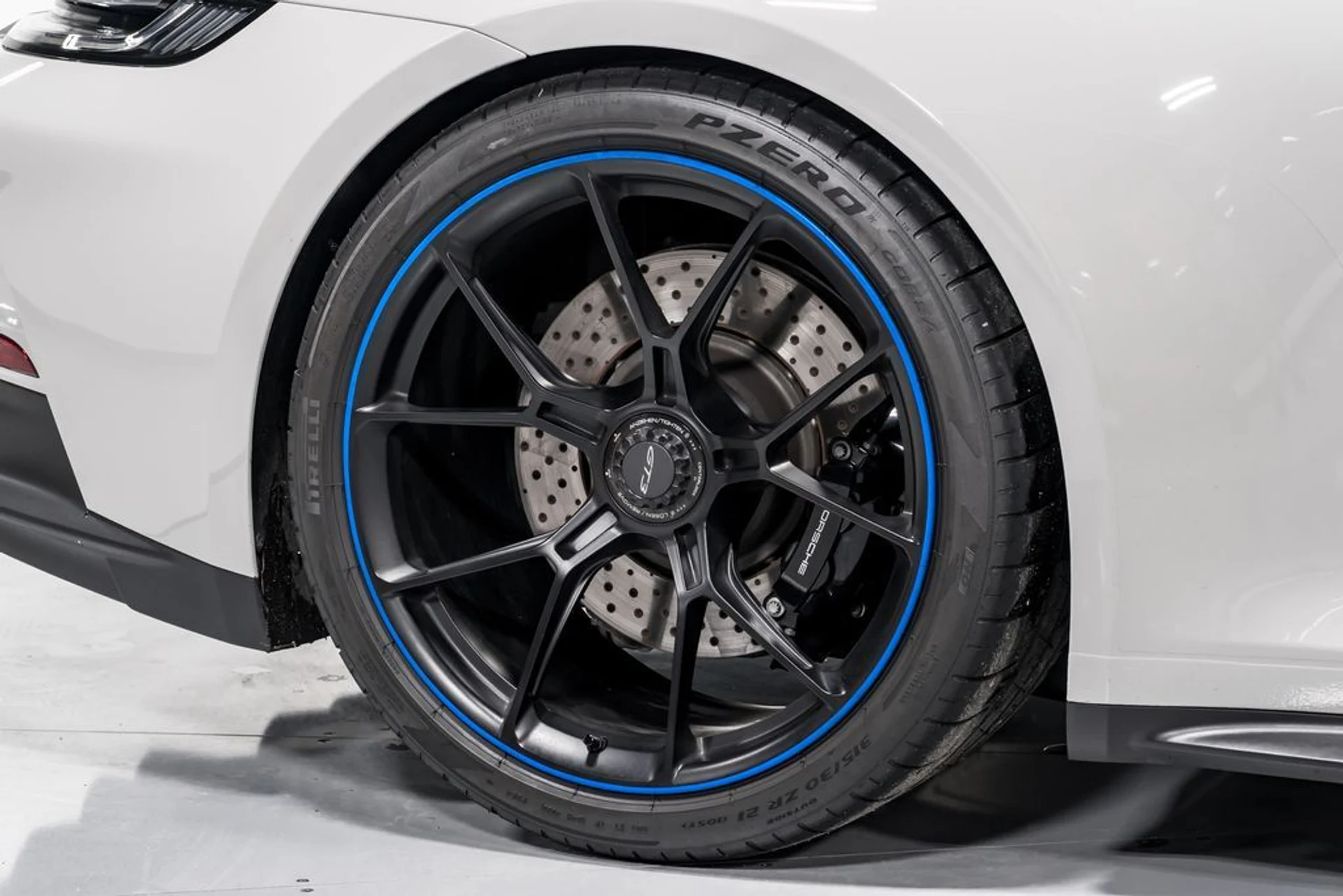 mph047_3480527792_1f21be61ad20ca7ebce9d67d6fcb055dx_933952389c