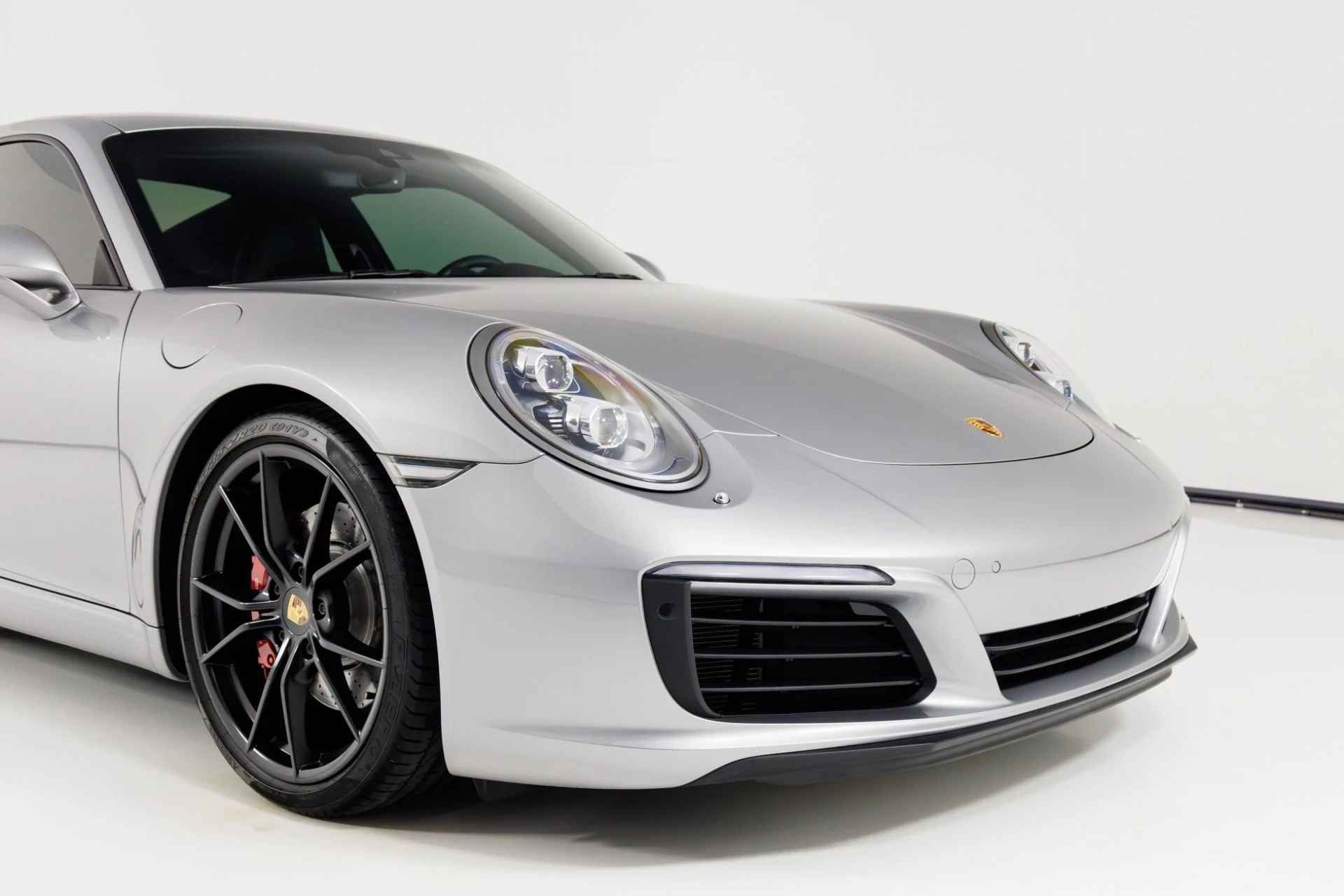 mph047_3482403626_Used_2017_Porsche_911_Carrera_S_1769117494_a35ab42d30