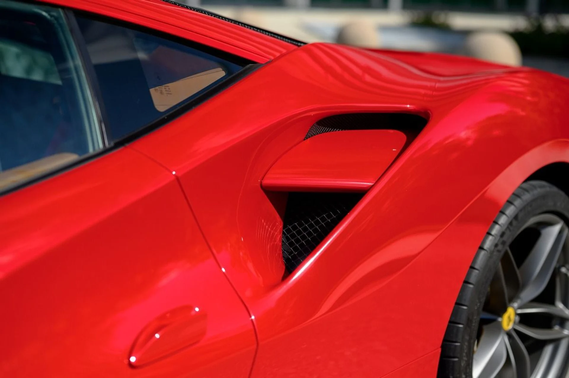 mph047_3488957012_Used_2017_Ferrari_488_GTB_1753314367_fcb0cbe1cd