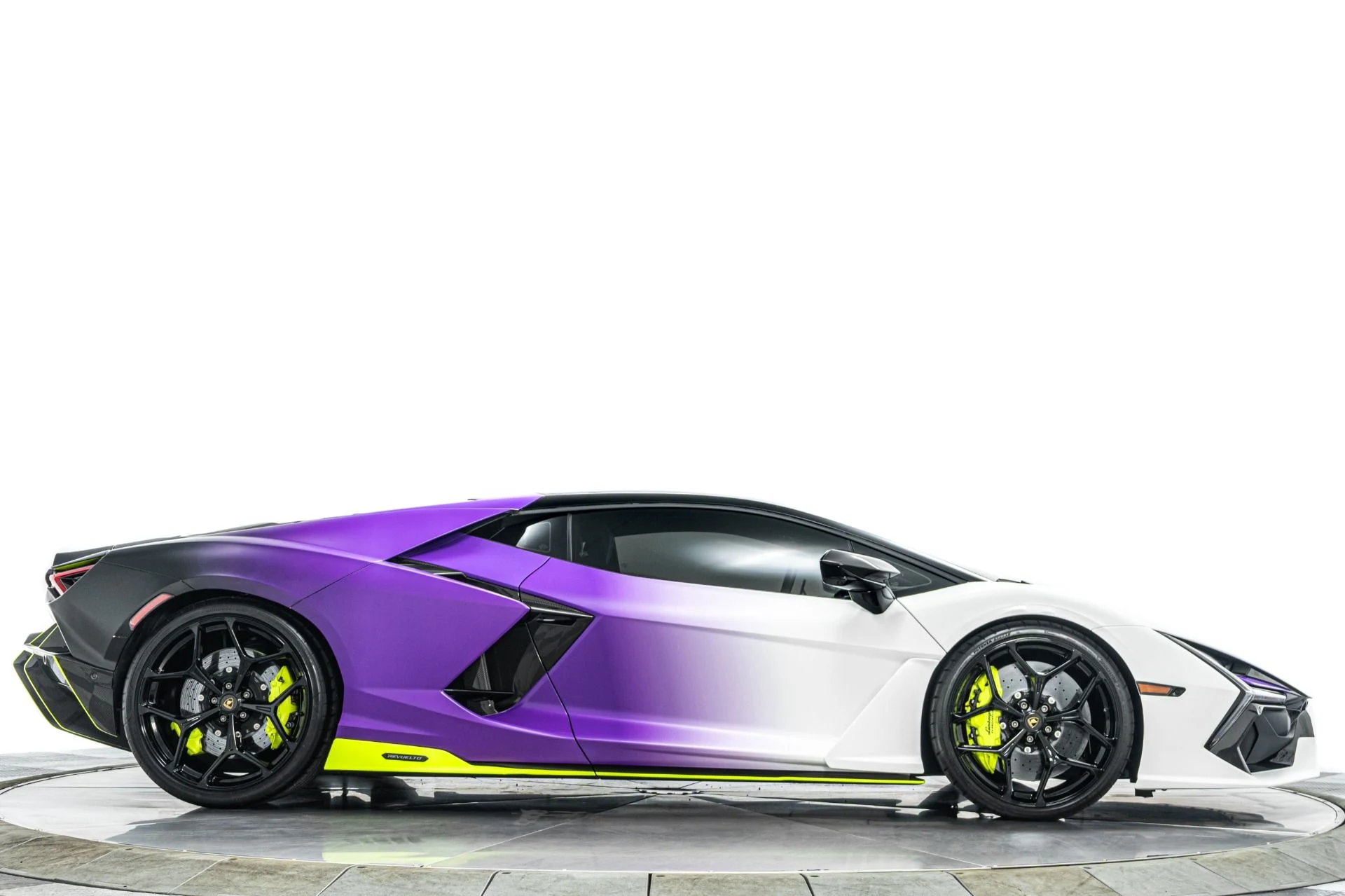 mph047_3499825345_Used_2025_Lamborghini_Revuelto_1001_Horsepower_Multicolor_Matte_Wrap_High_Tech_Pack_1781554492_2a7c9f834c