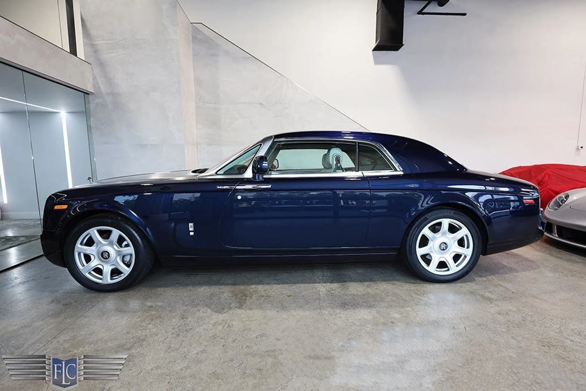 mph047_3501687165_used_2010_rolls_royce_phantom_coupe_2drcoupe_9689_23032894_48_1024_becba2a3e2